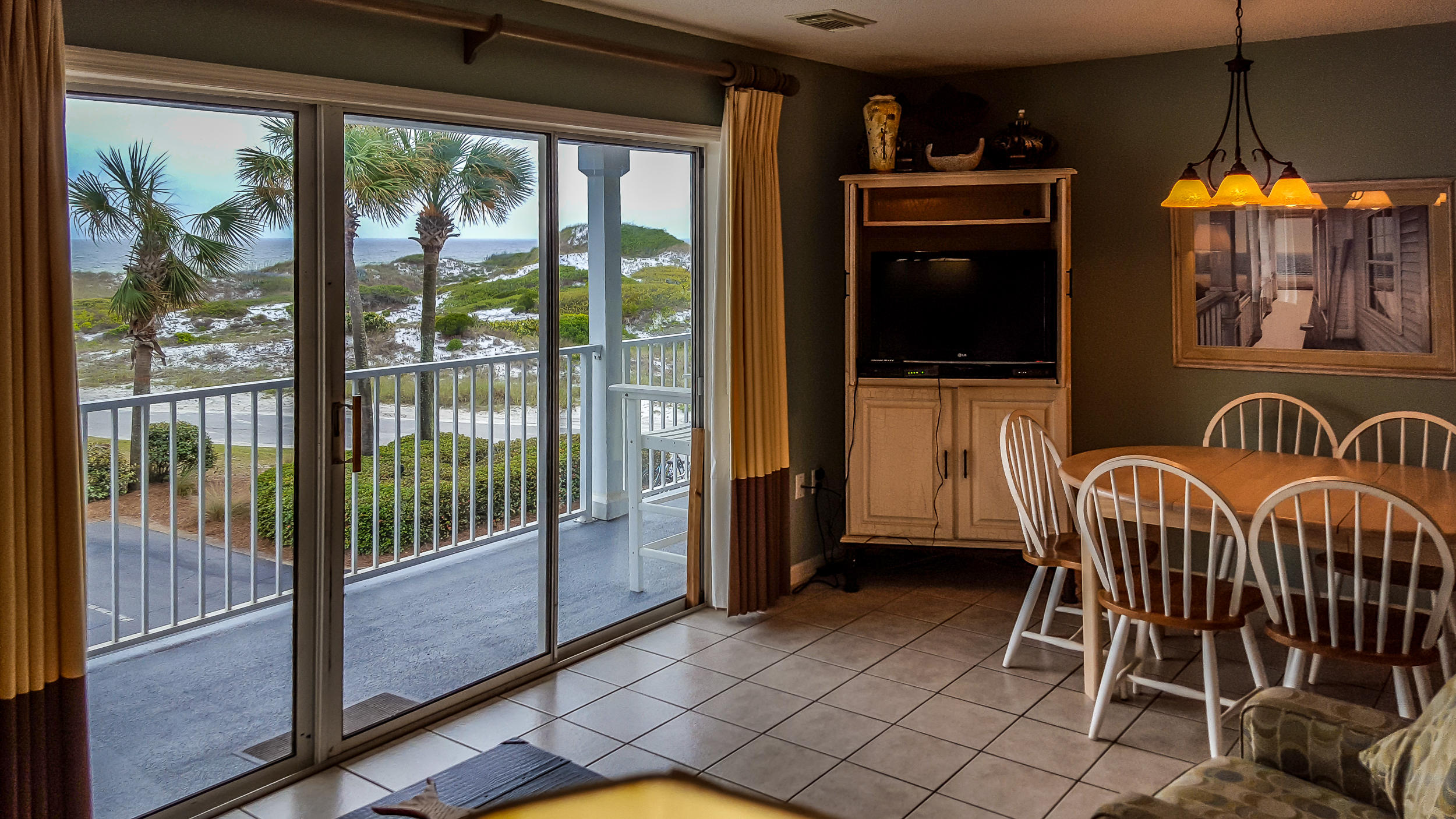 BEACHSIDE VILLAS CONDO - Residential