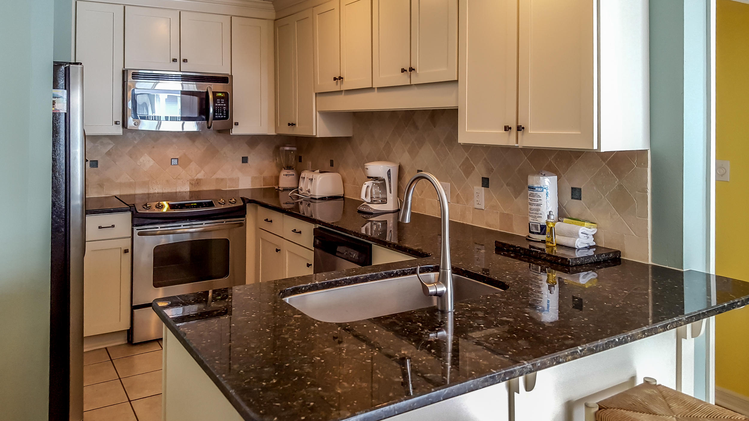 BEACHSIDE VILLAS CONDO - Residential