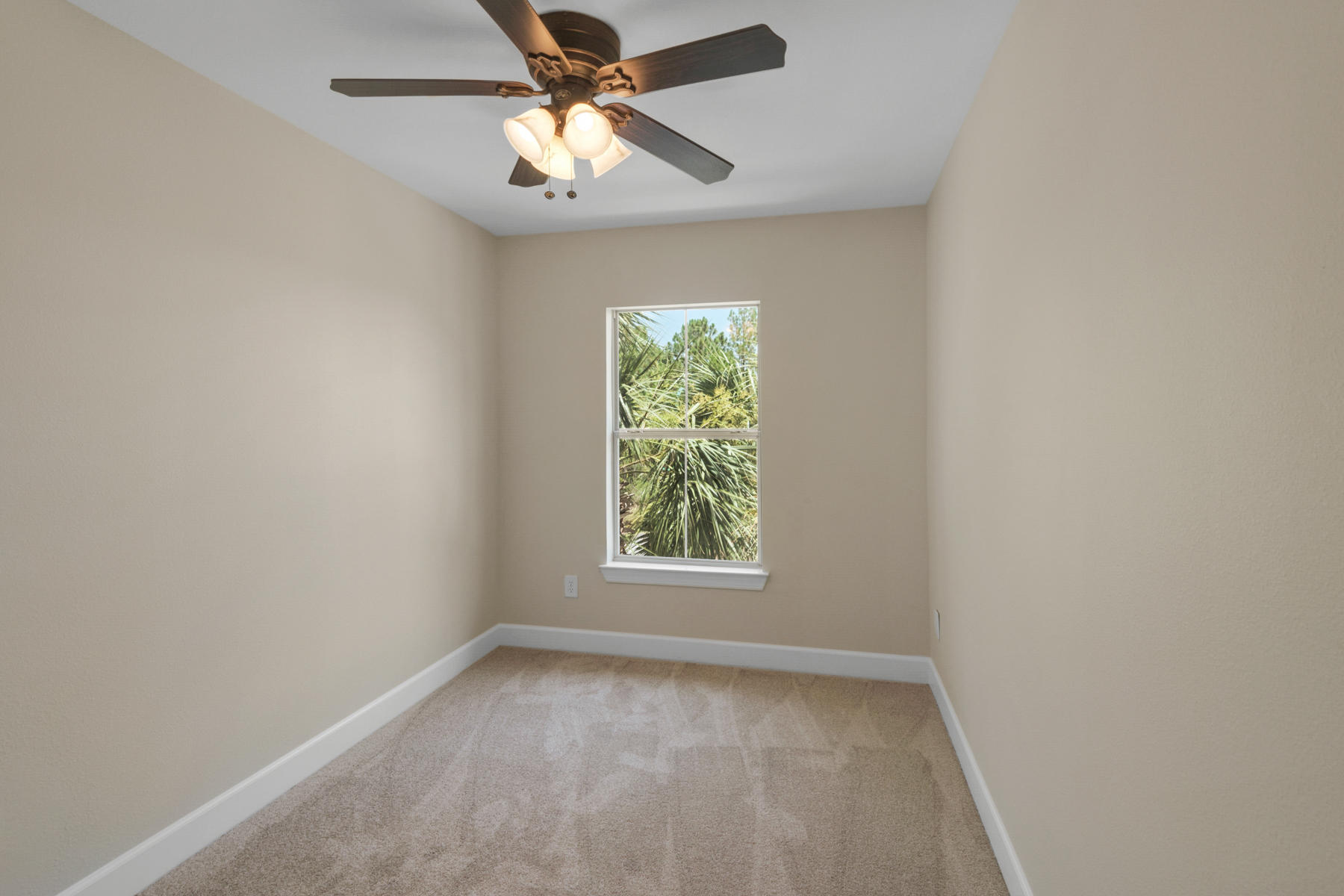 EAGLE BAY - Residential