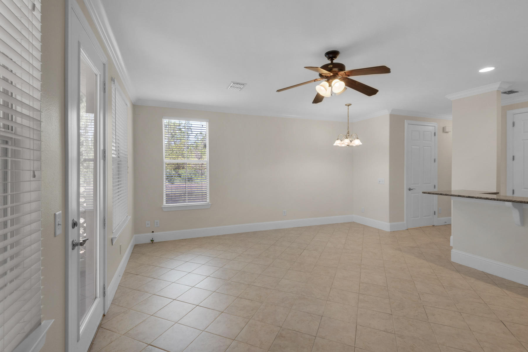 EAGLE BAY - Residential