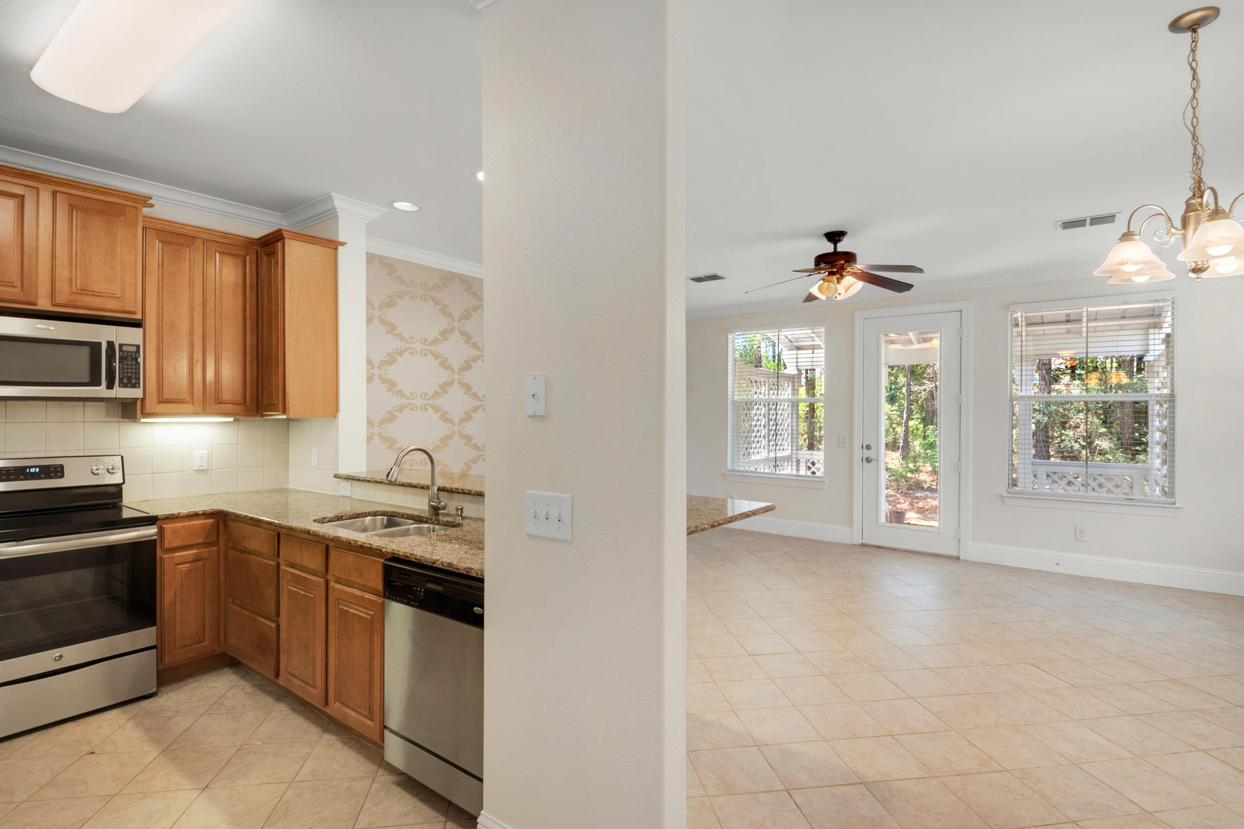 EAGLE BAY - Residential