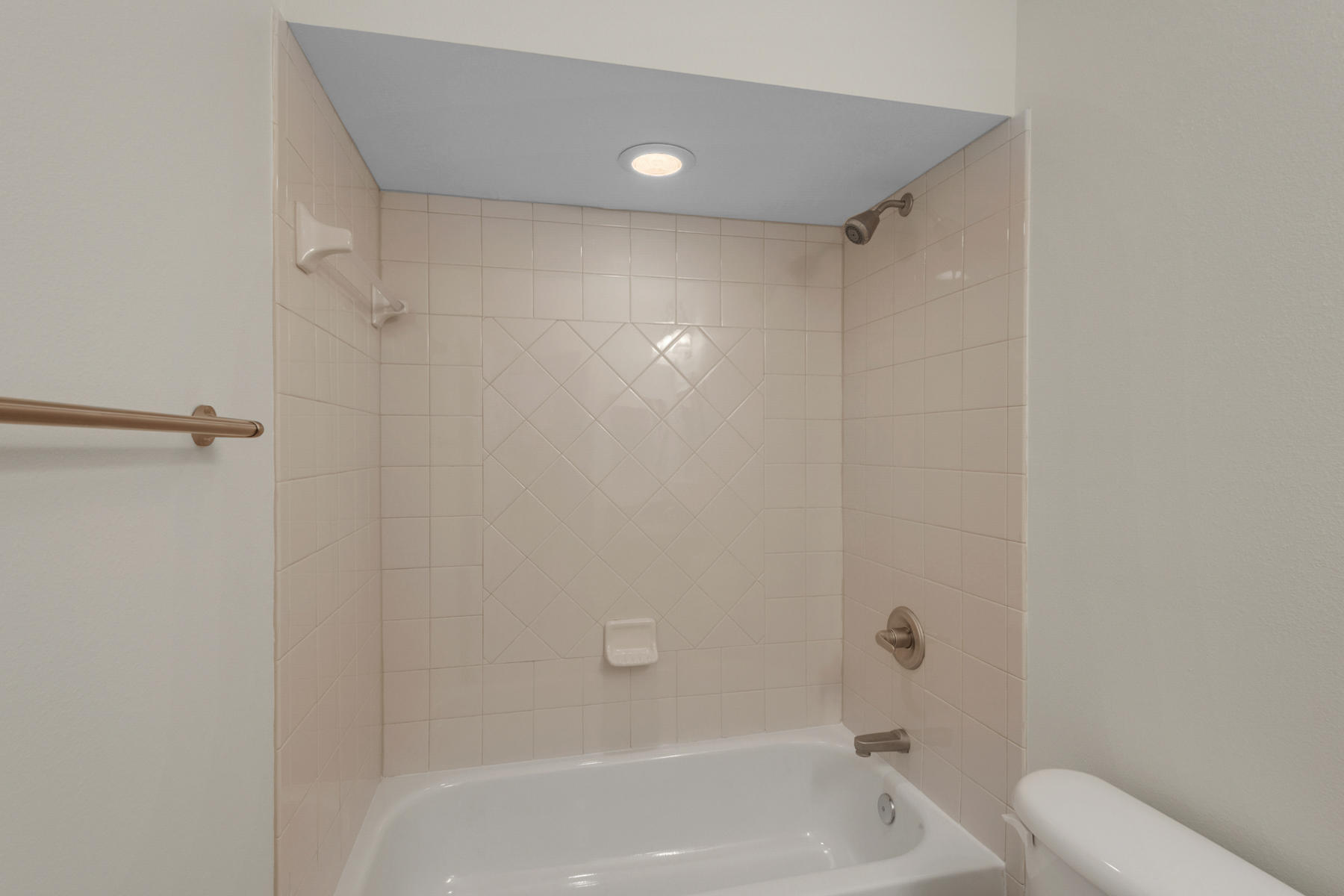 EAGLE BAY - Residential