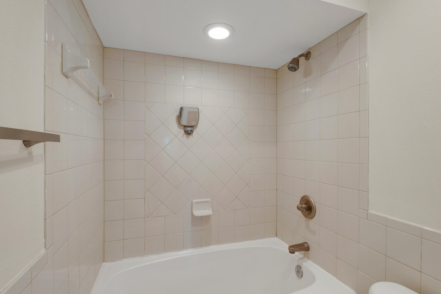 EAGLE BAY - Residential