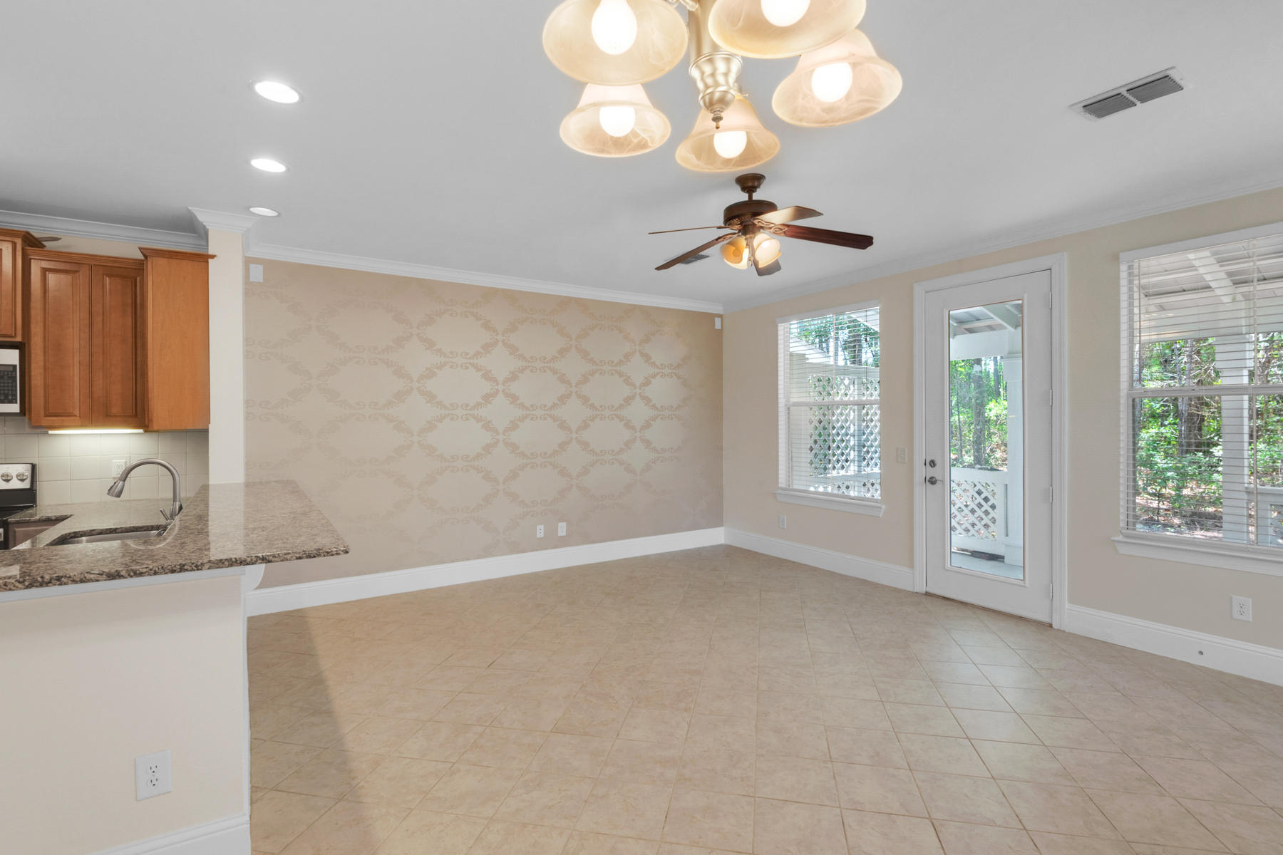 EAGLE BAY - Residential