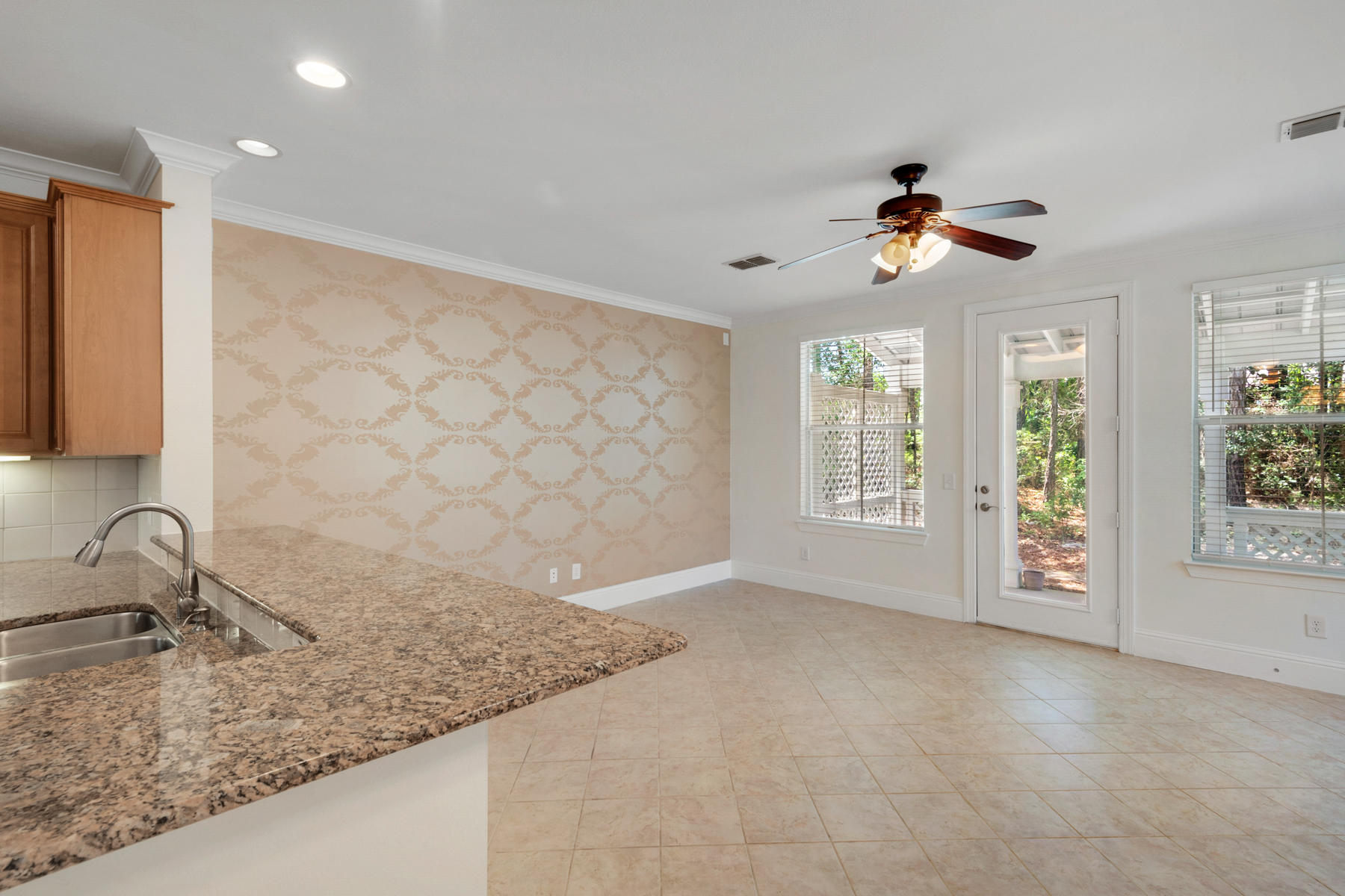 EAGLE BAY - Residential