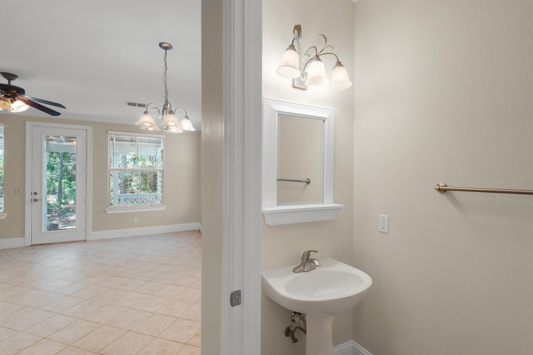 EAGLE BAY - Residential