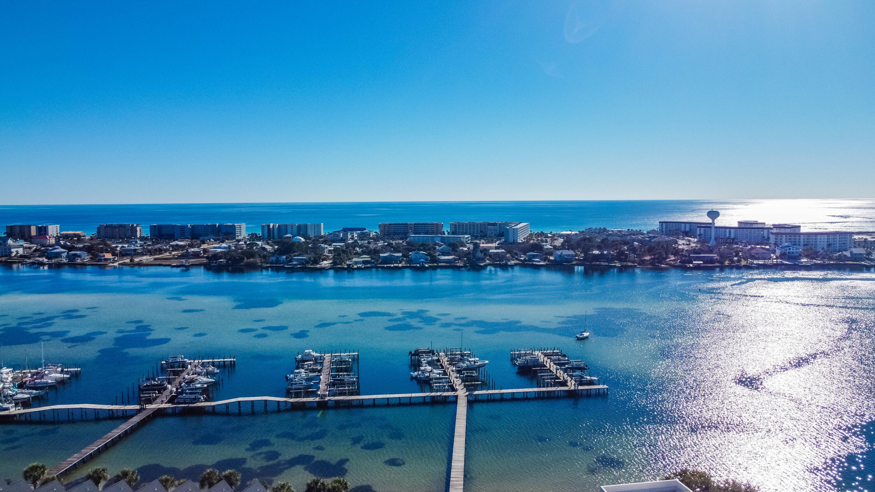 PIRATES BAY PH 1 - Residential