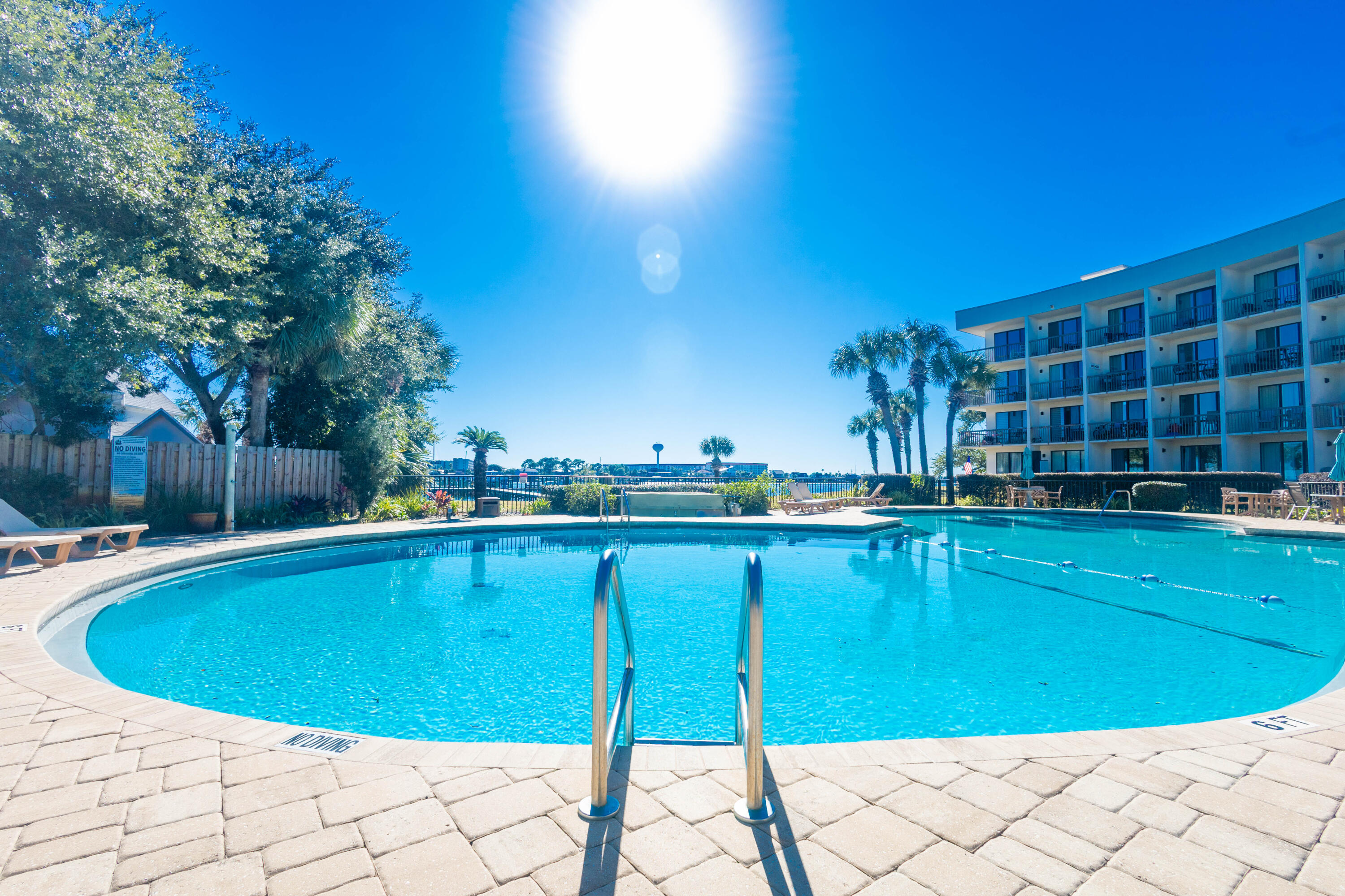 PIRATES BAY PH 1 - Residential