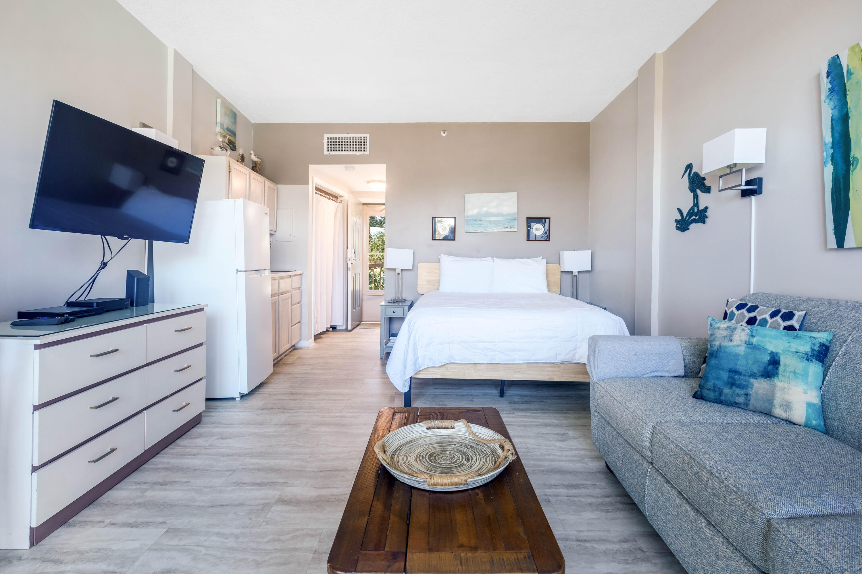 PIRATES BAY PH 1 - Residential