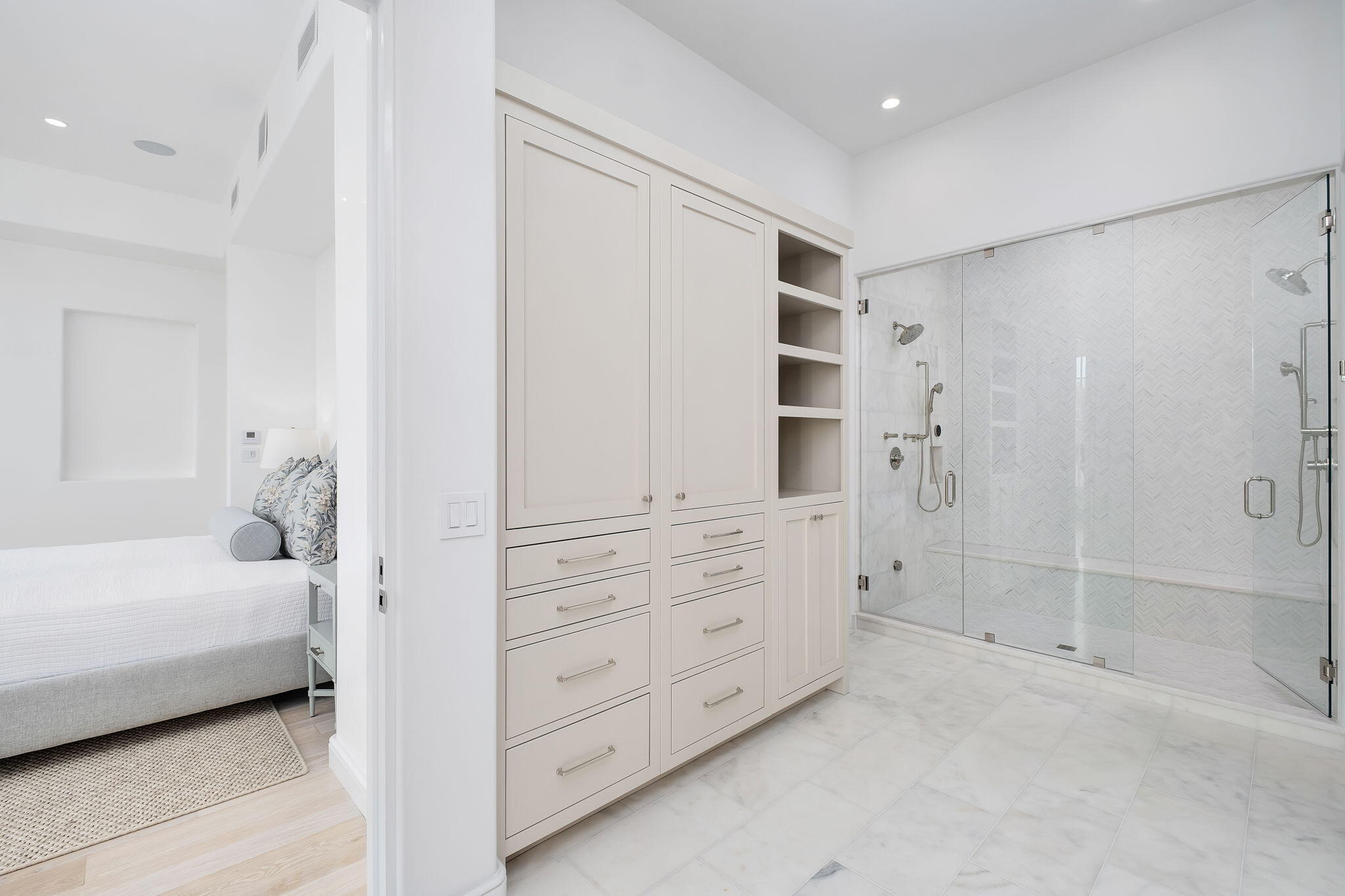 ALYS BEACH - Residential