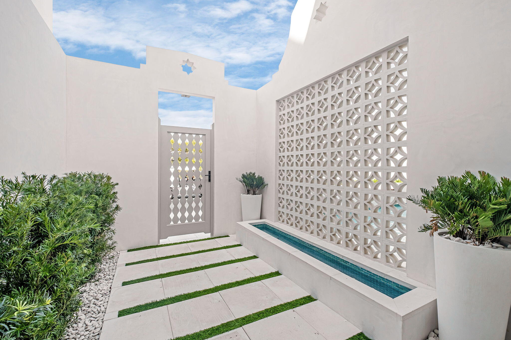 ALYS BEACH - Residential
