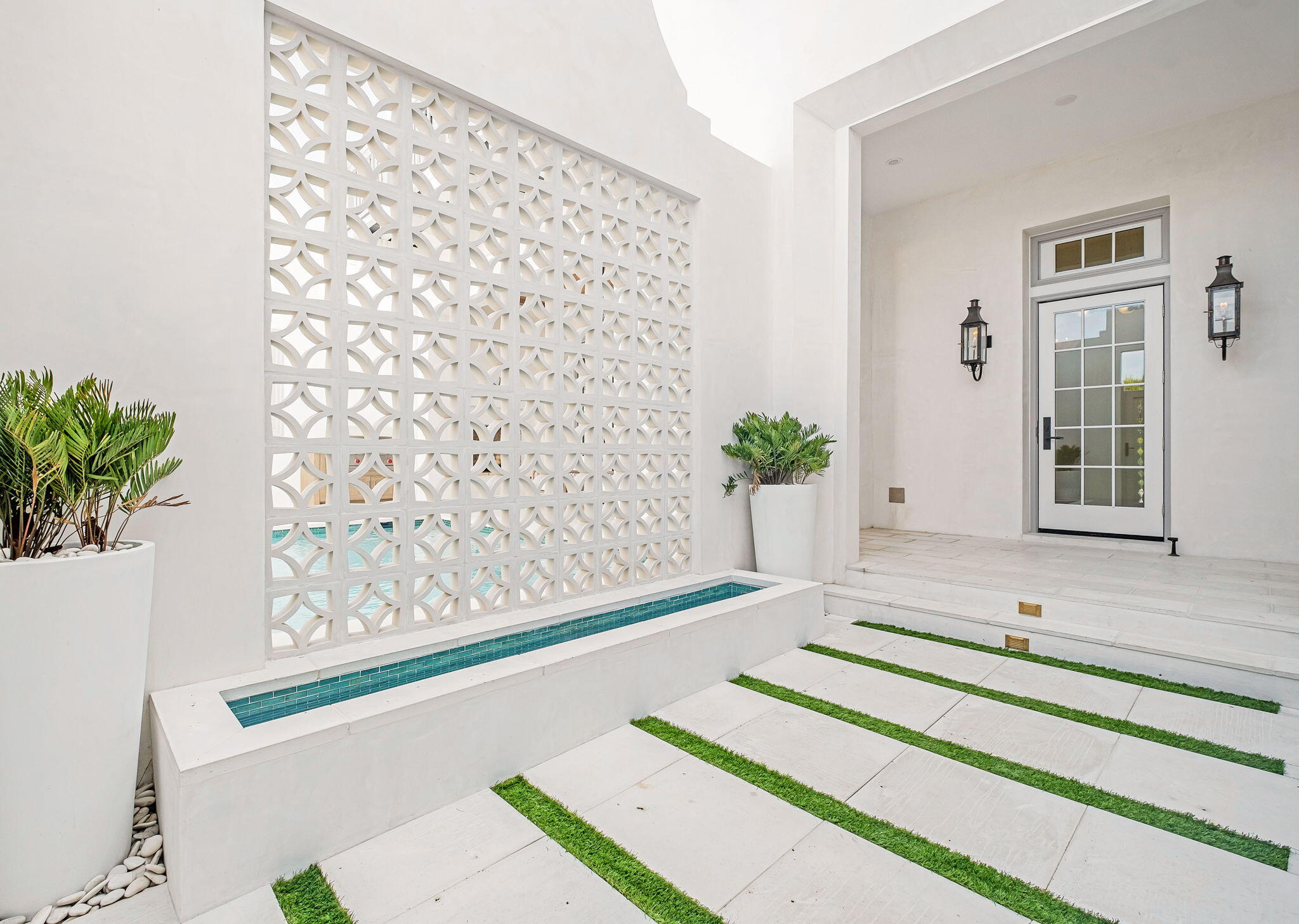 ALYS BEACH - Residential