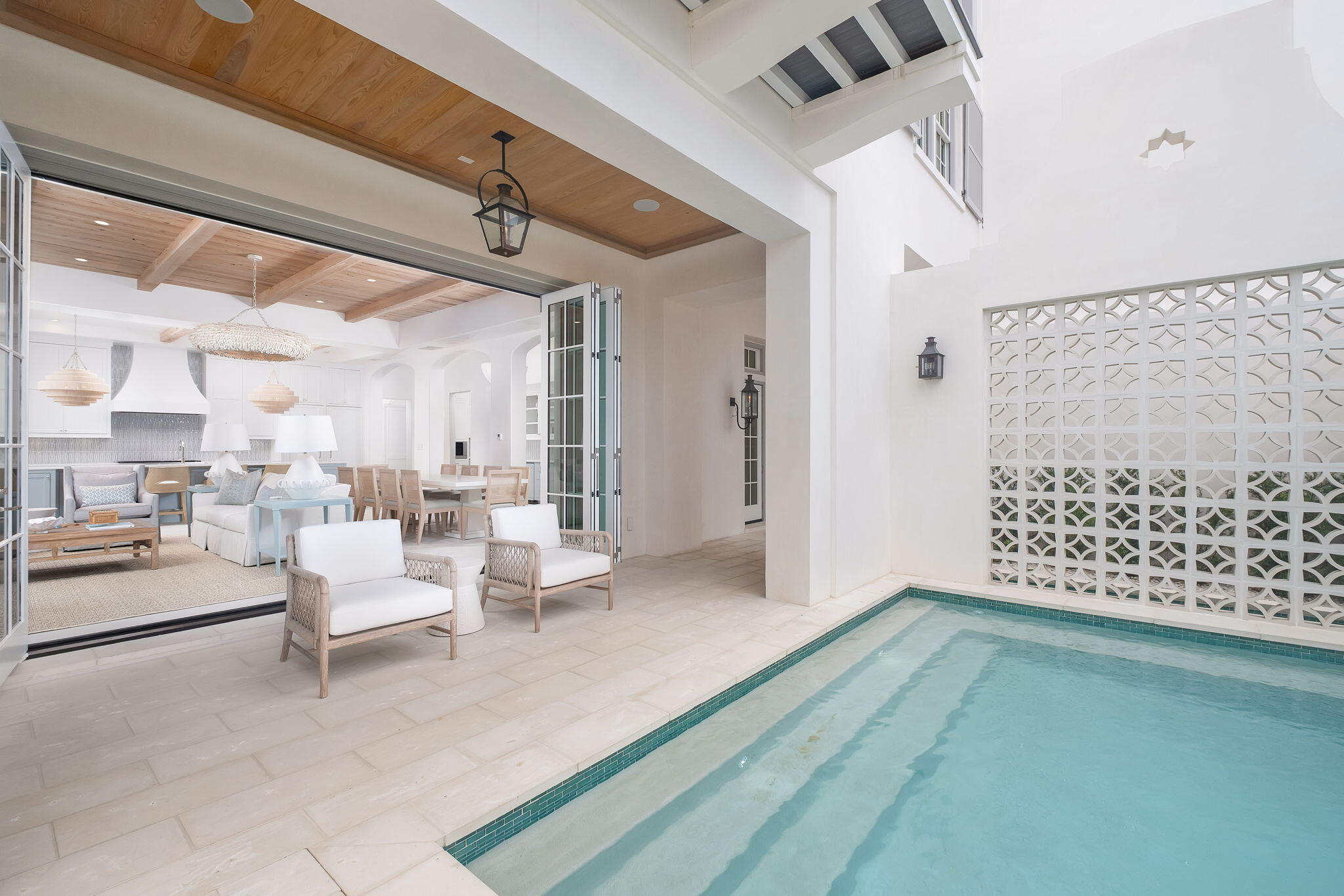 ALYS BEACH - Residential