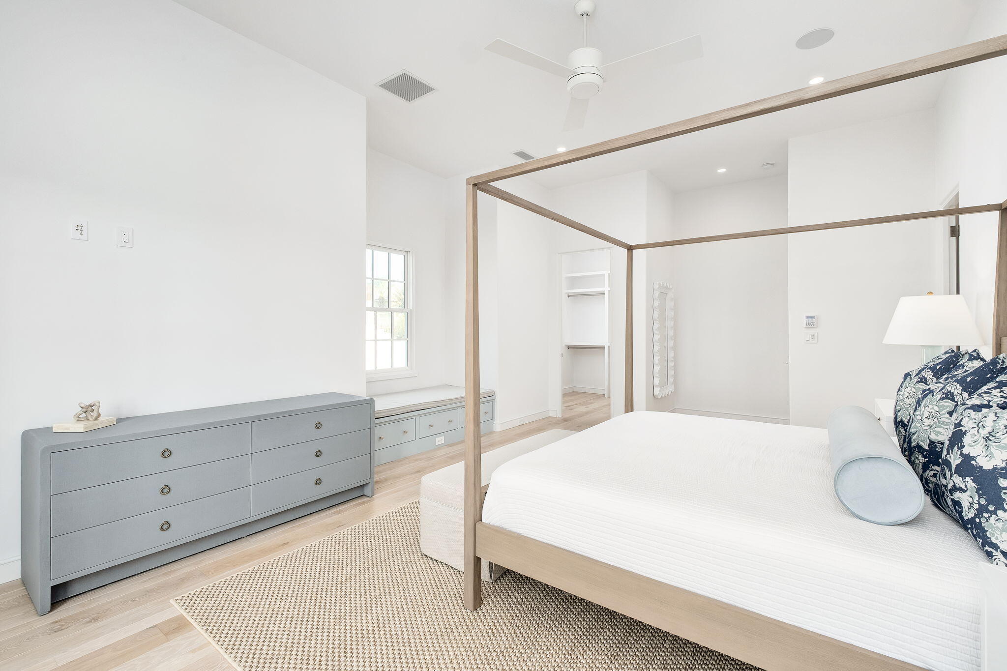 ALYS BEACH - Residential