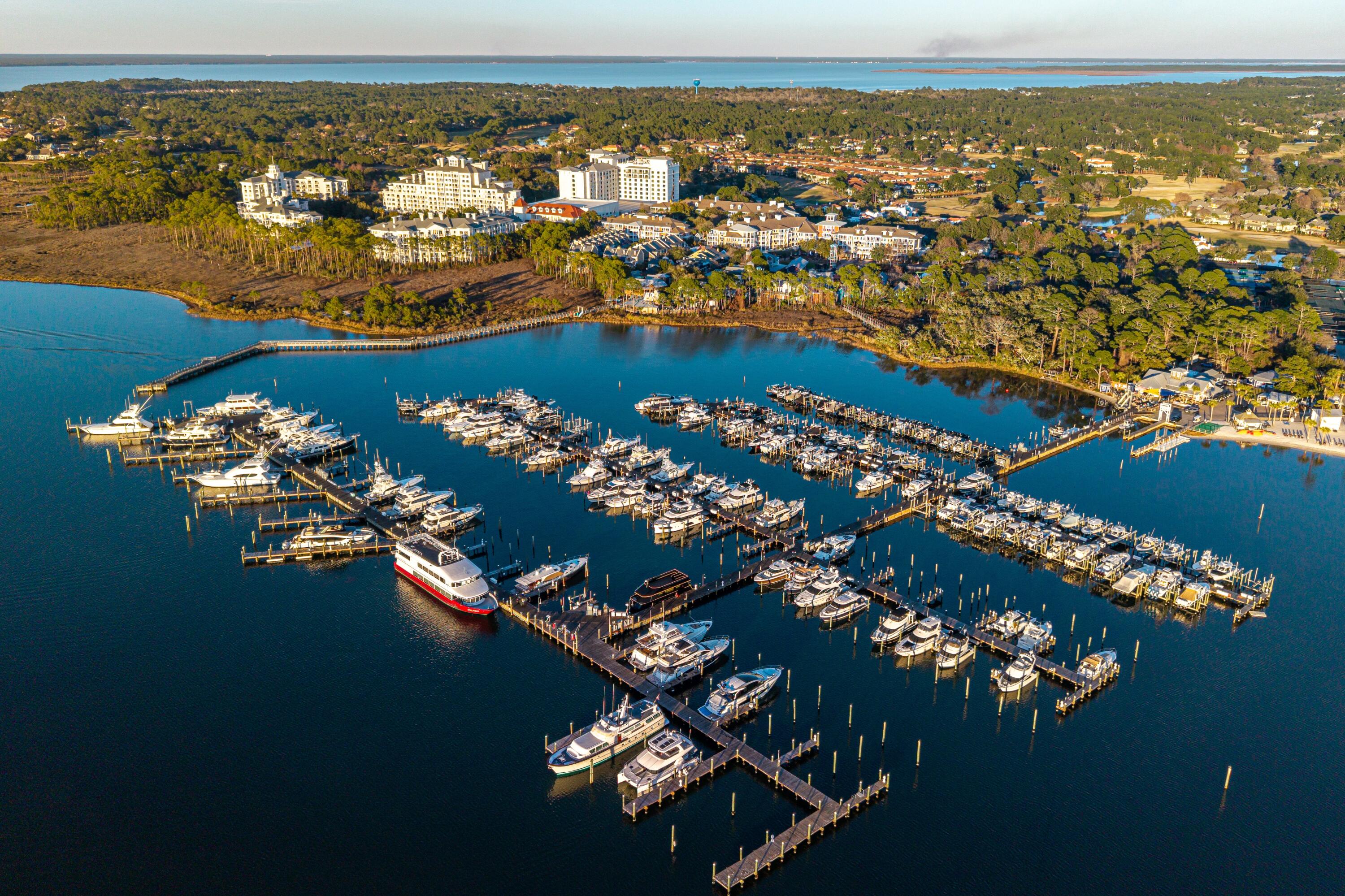GRAND SANDESTIN - Residential
