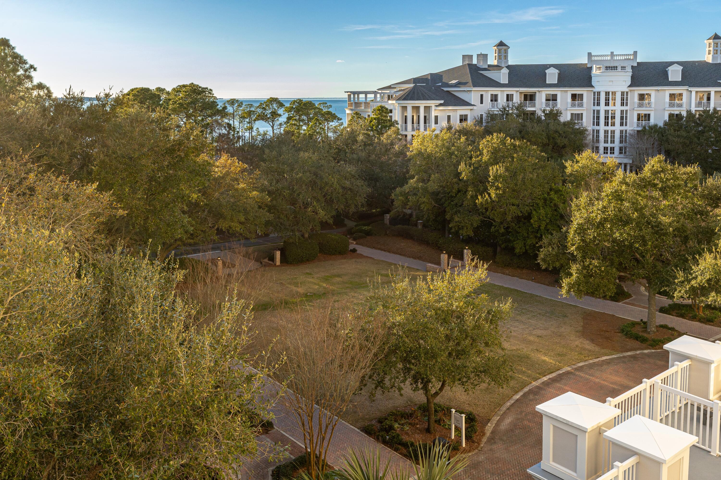 GRAND SANDESTIN - Residential