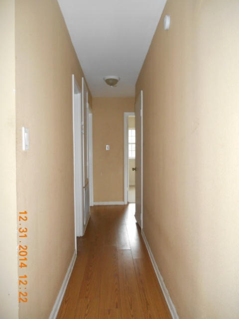 COMMODORE PLACE - Residential