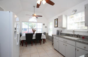 WOODLAND PARK ESTATES - Residential Lease