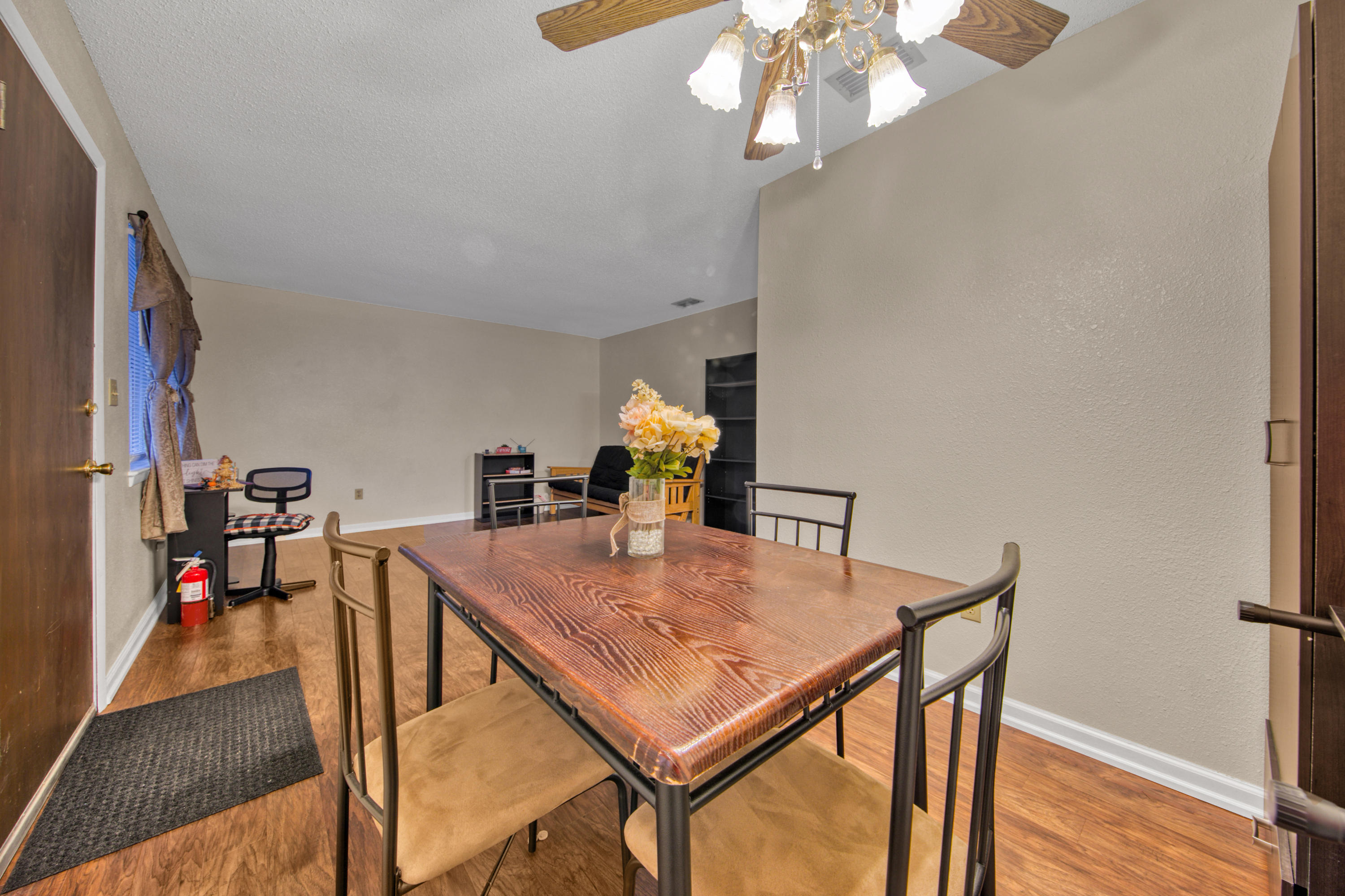 COLLEGE PARK CONDO - Residential