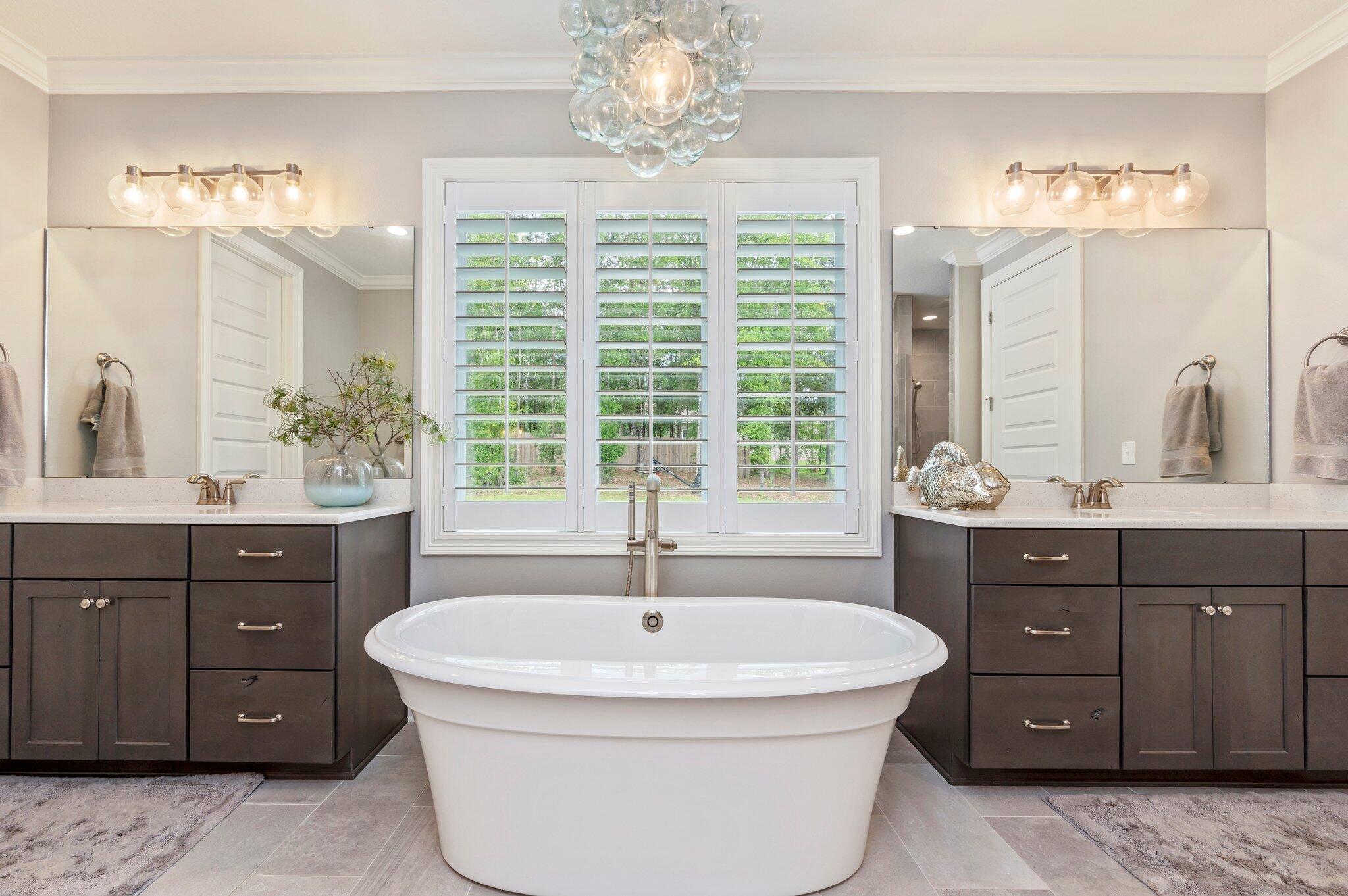 MILL CREEK FARMS - Residential