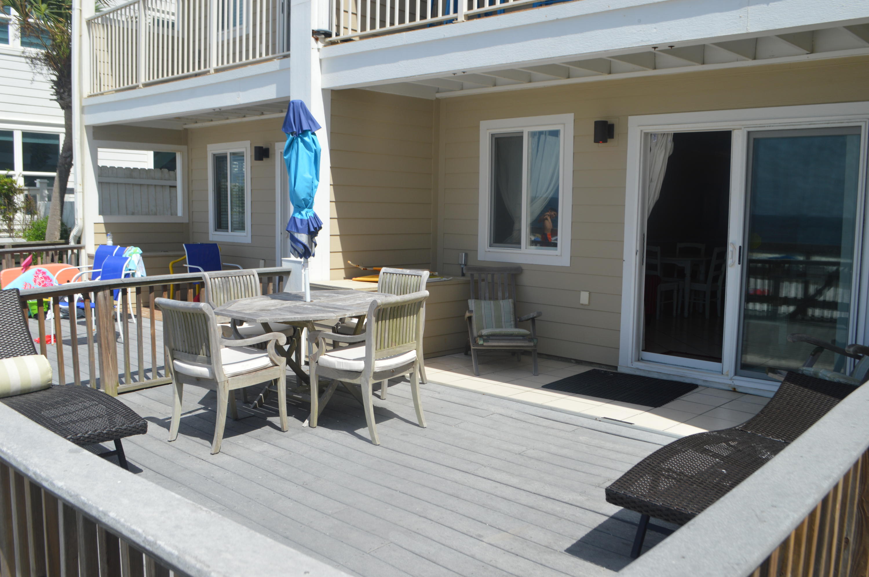 LEEWARD CONDO II - Residential