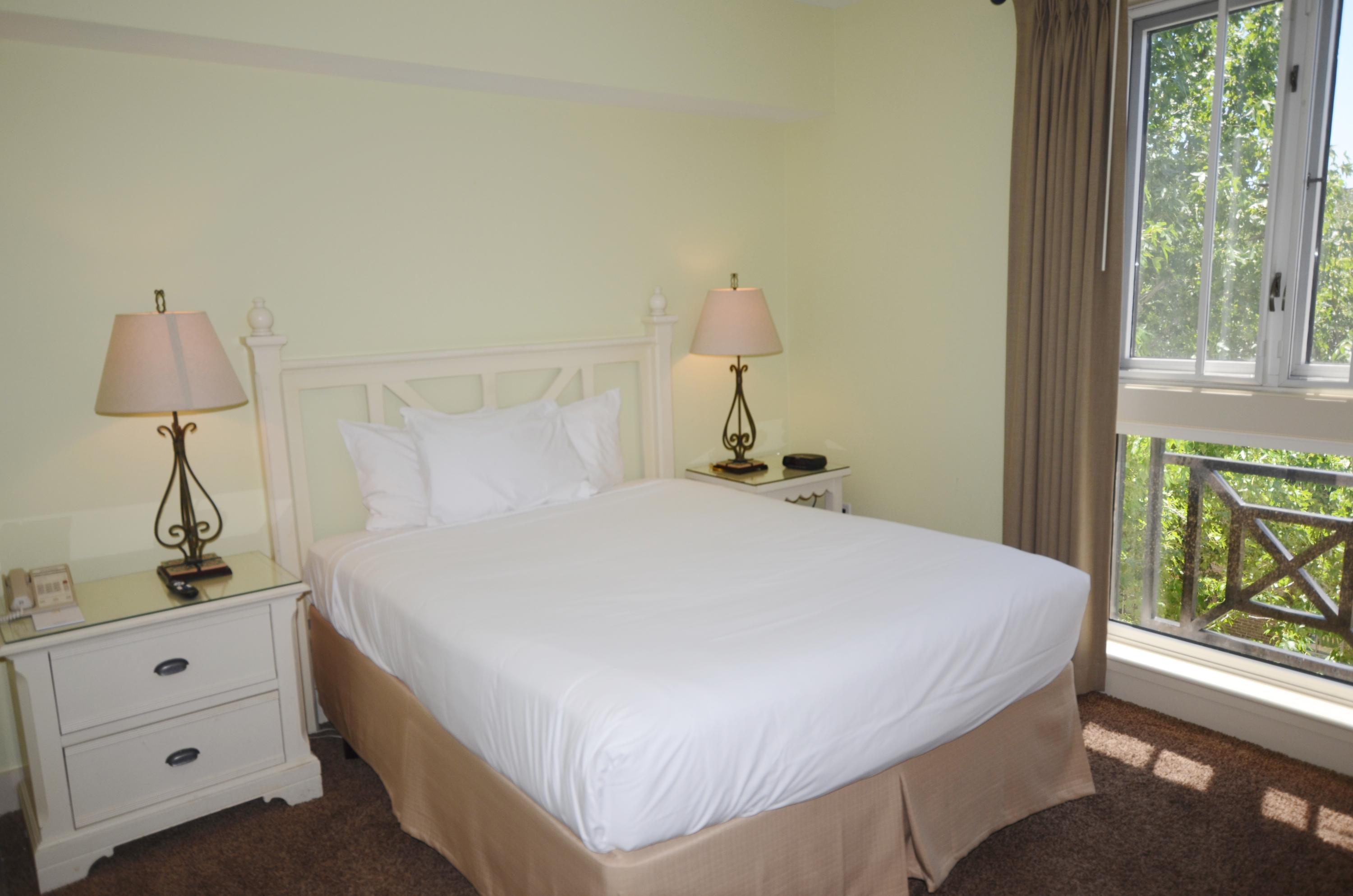 OBSERVATION POINT - Residential Lease