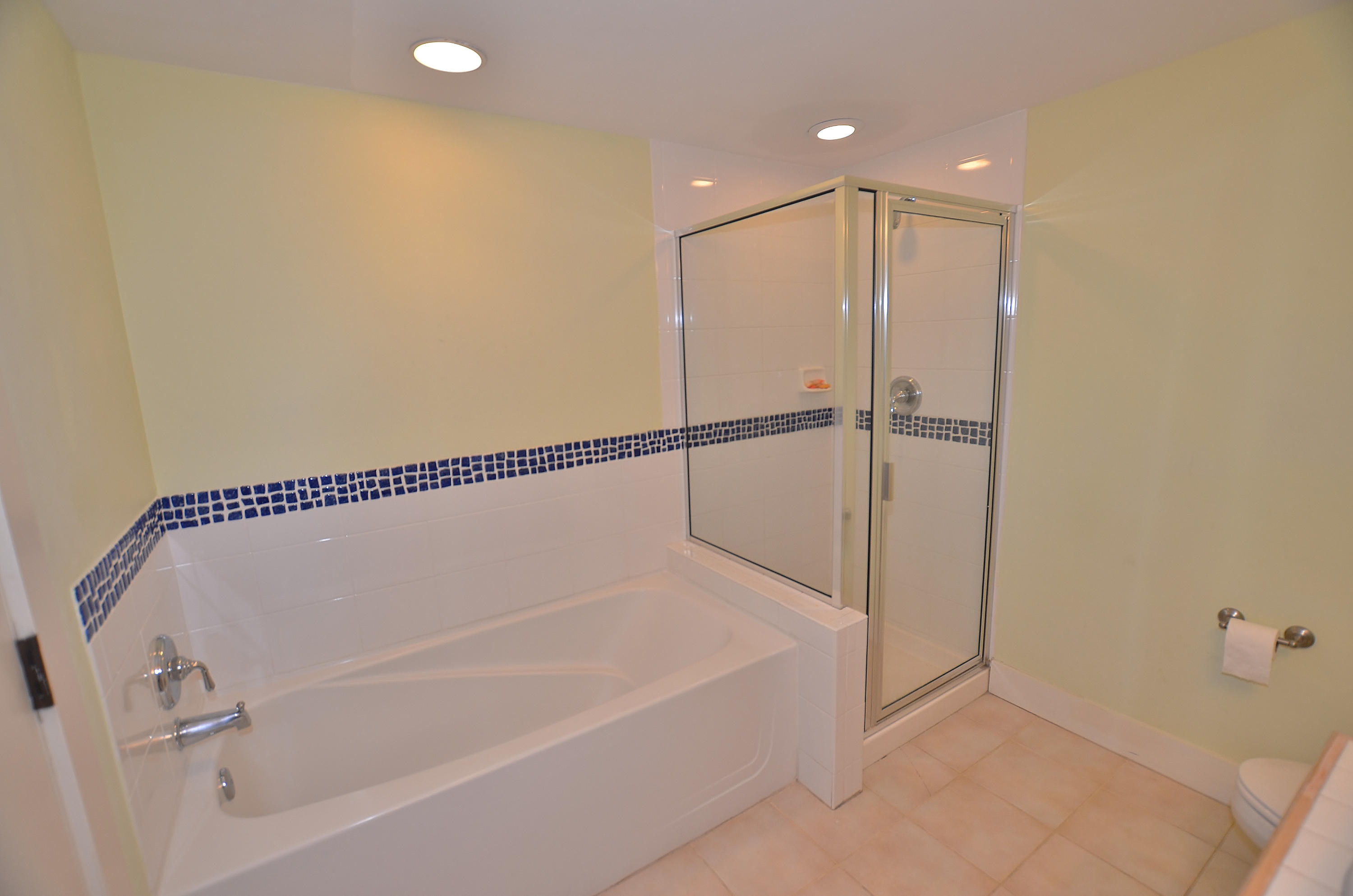 OBSERVATION POINT - Residential Lease