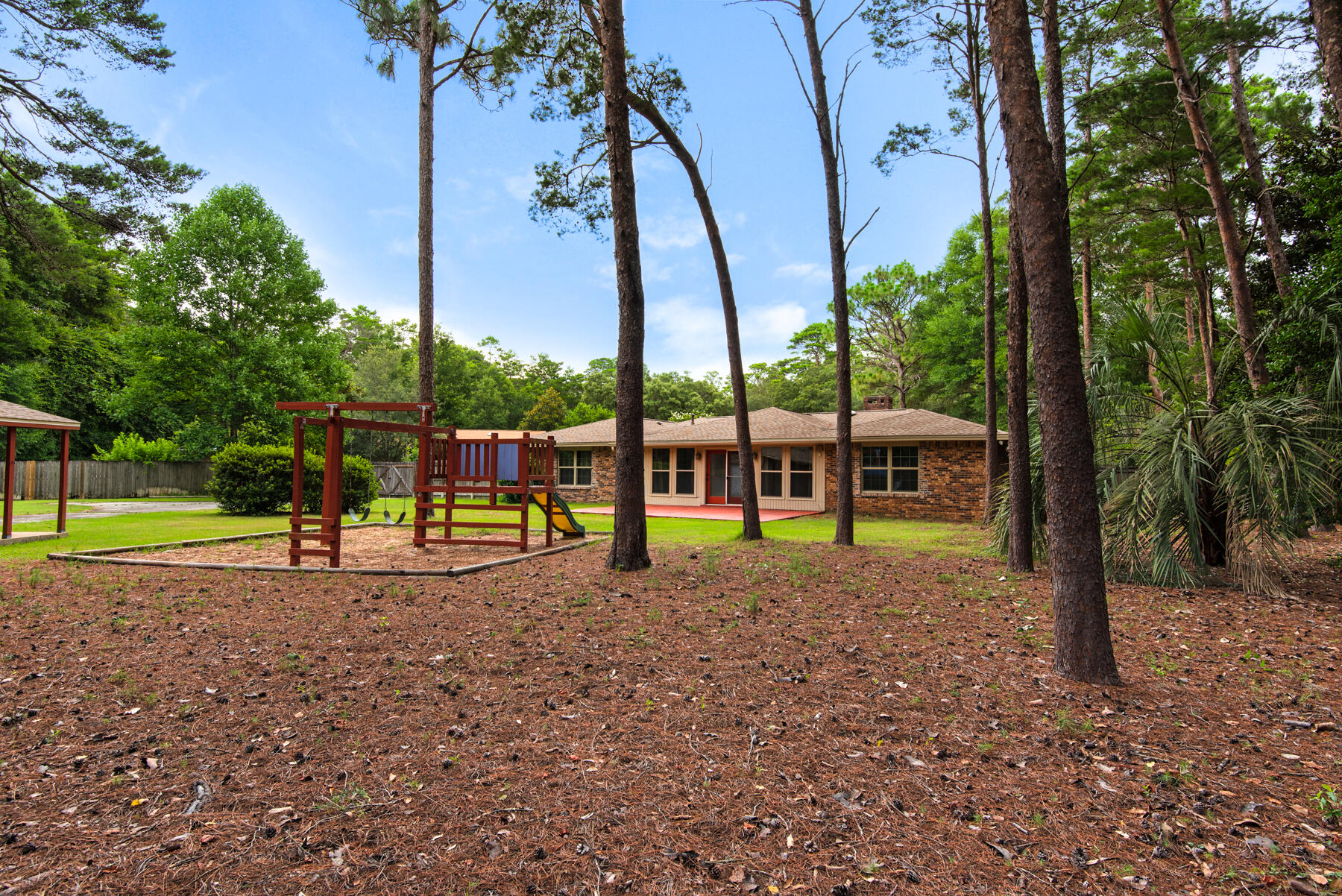 ROCKY BAYOU ESTATES 04 - Residential