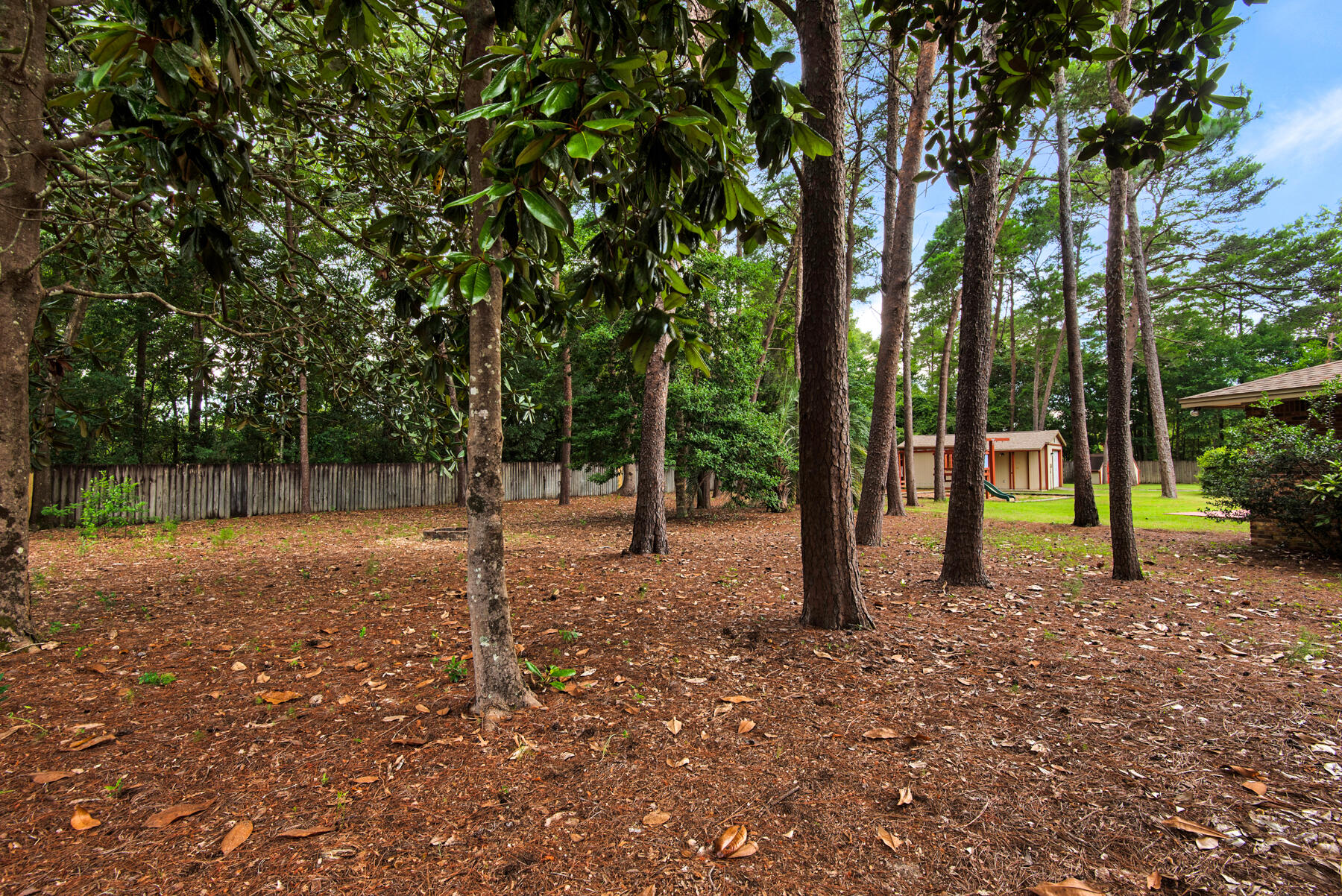 ROCKY BAYOU ESTATES 04 - Residential