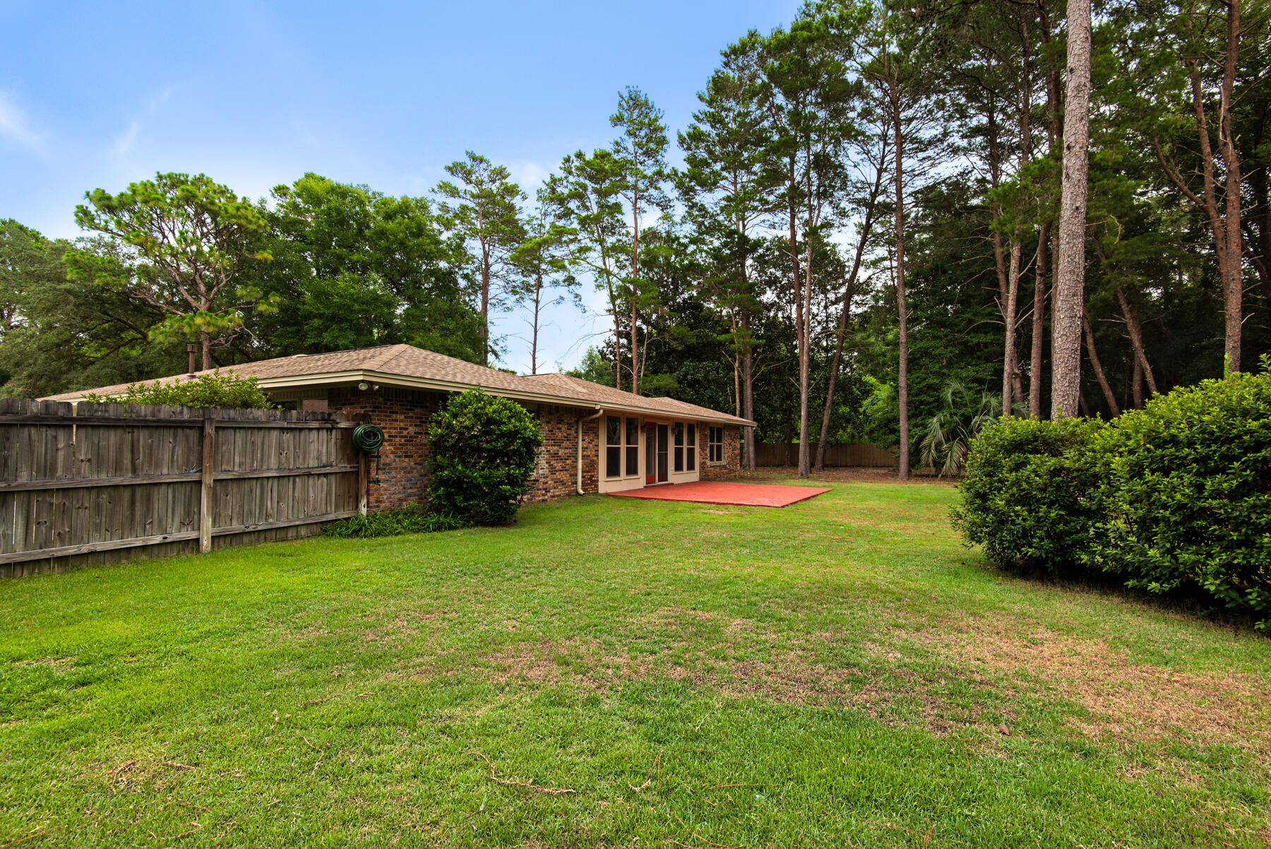ROCKY BAYOU ESTATES 04 - Residential