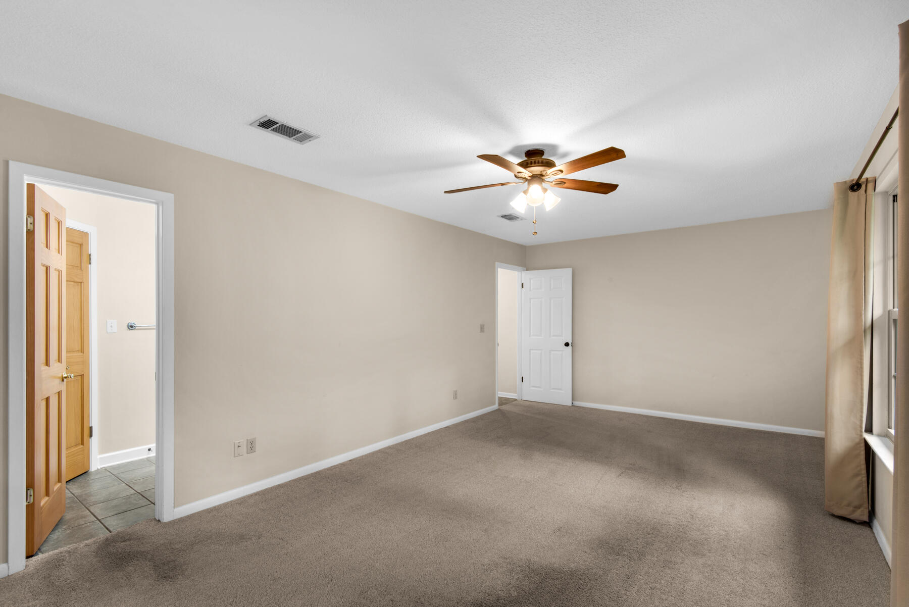 ROCKY BAYOU ESTATES 04 - Residential