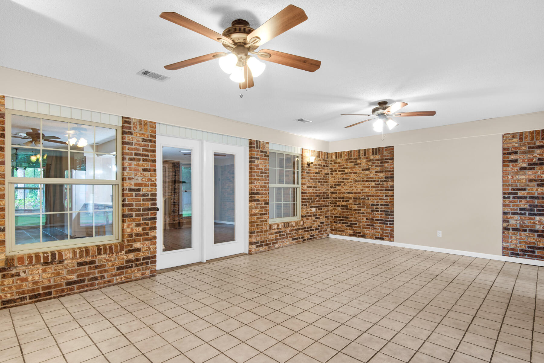 ROCKY BAYOU ESTATES 04 - Residential