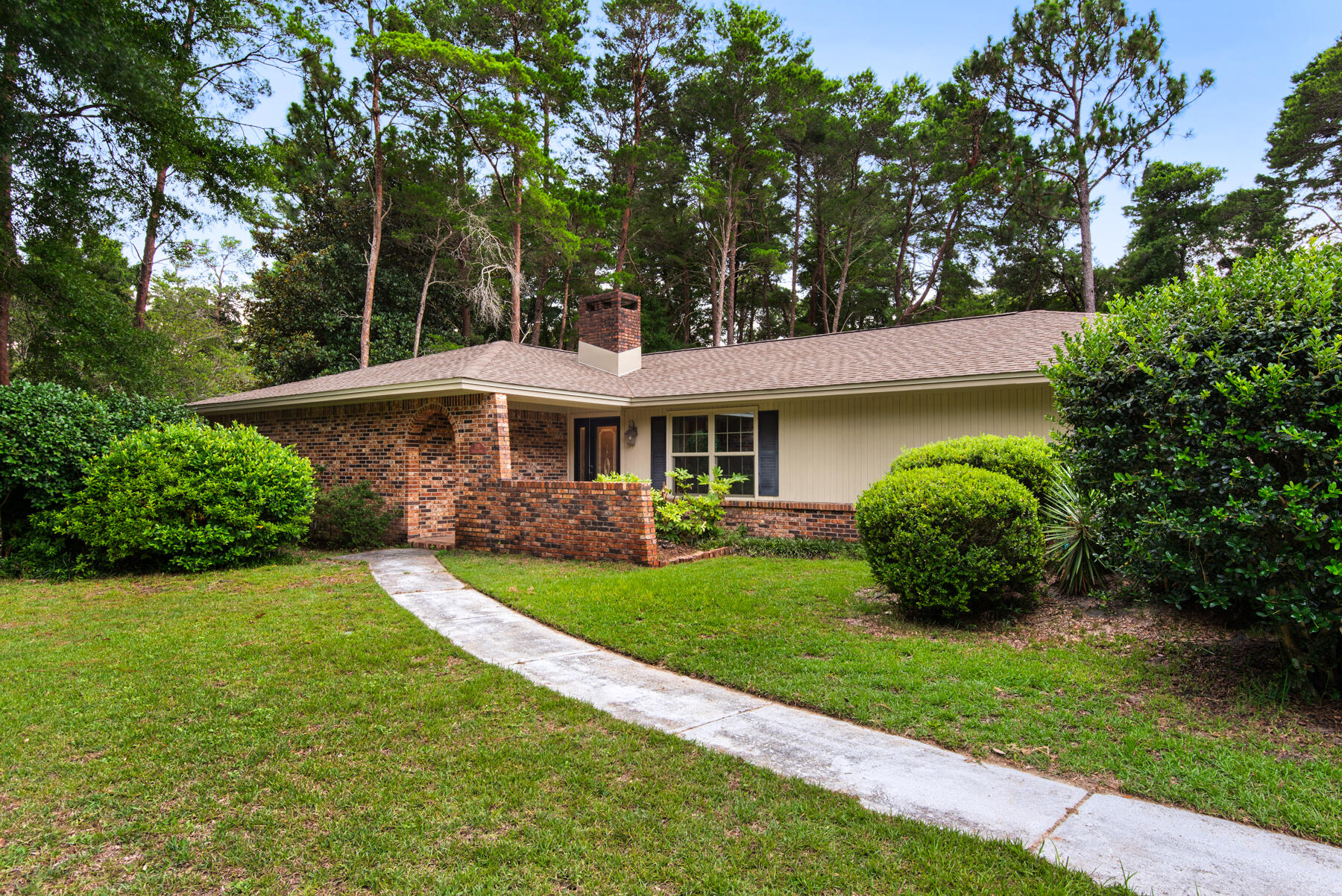 ROCKY BAYOU ESTATES 04 - Residential