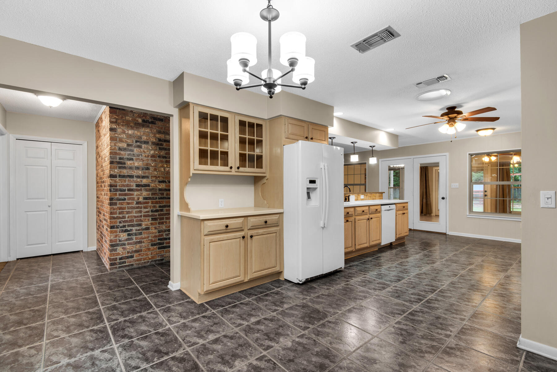 ROCKY BAYOU ESTATES 04 - Residential