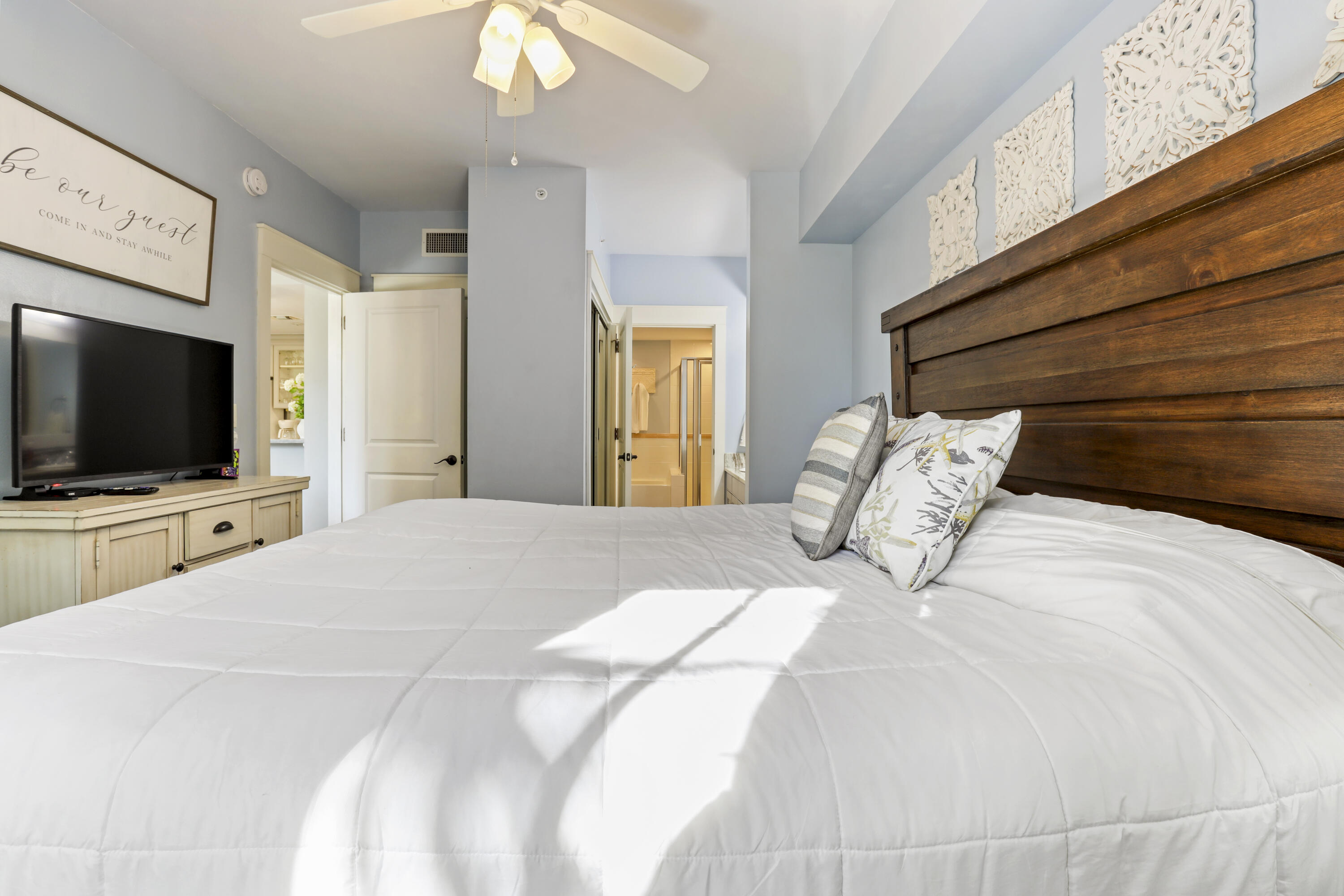 PILOT HOUSE - Residential Lease