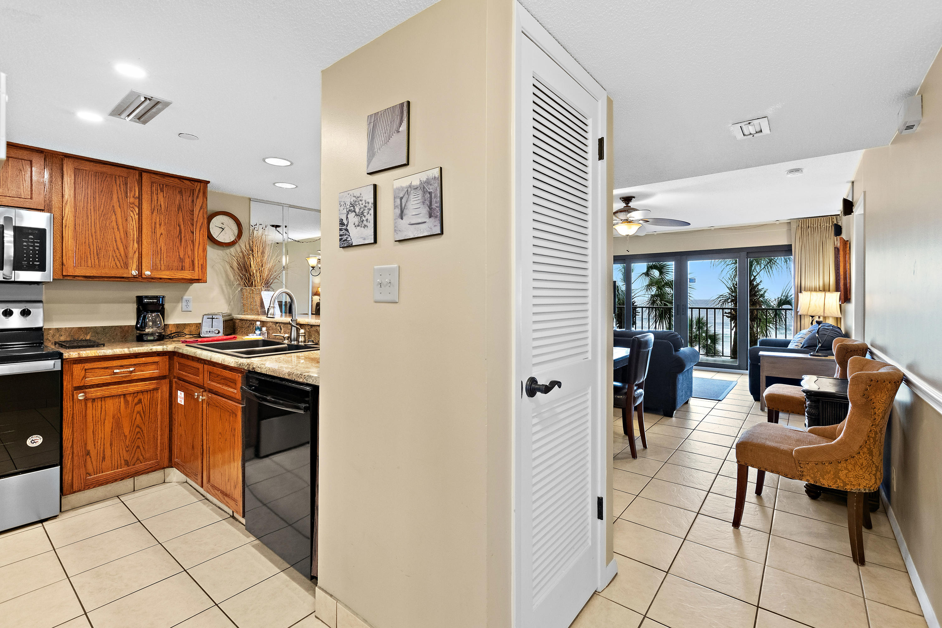 The Commodore - Residential