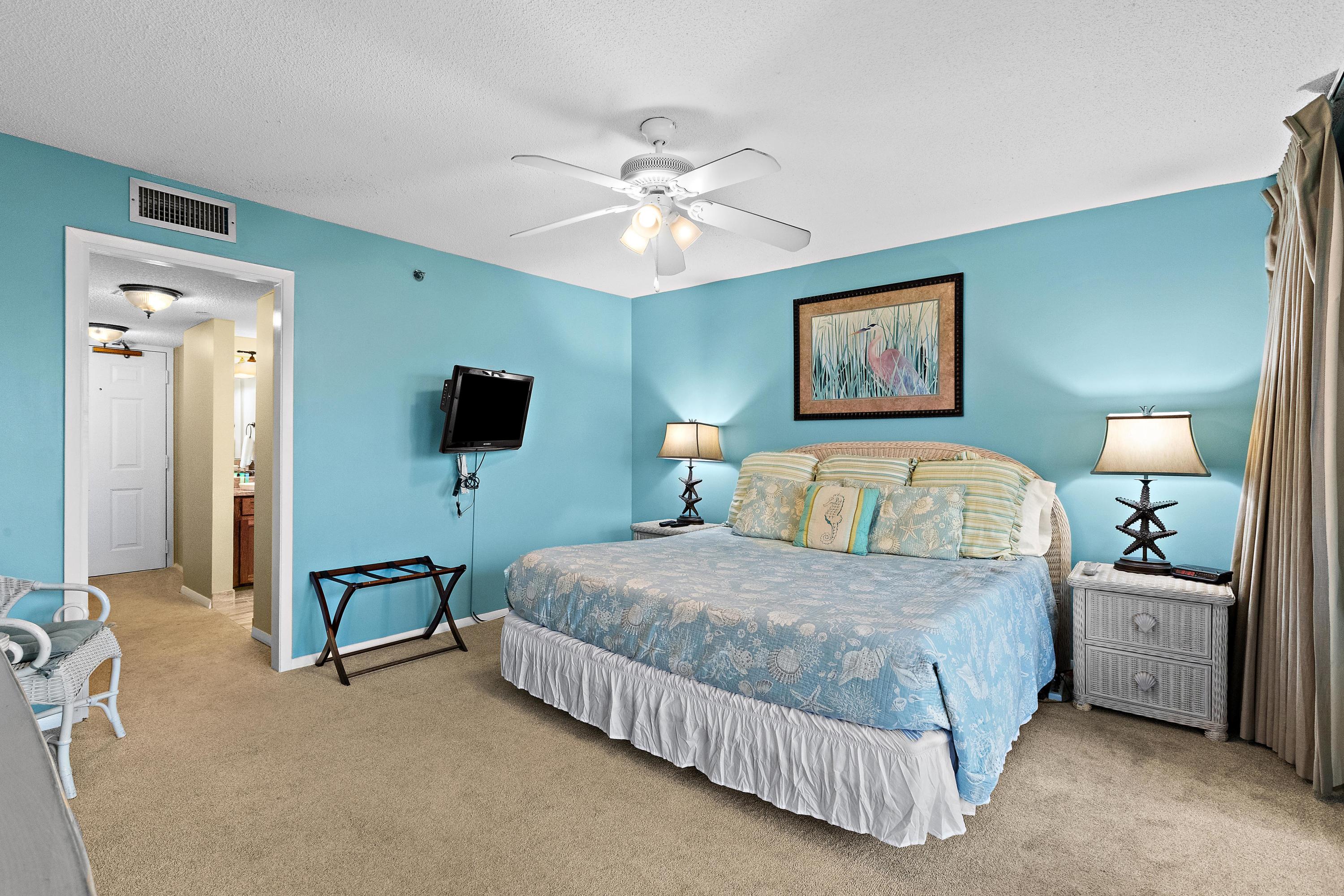 The Commodore - Residential