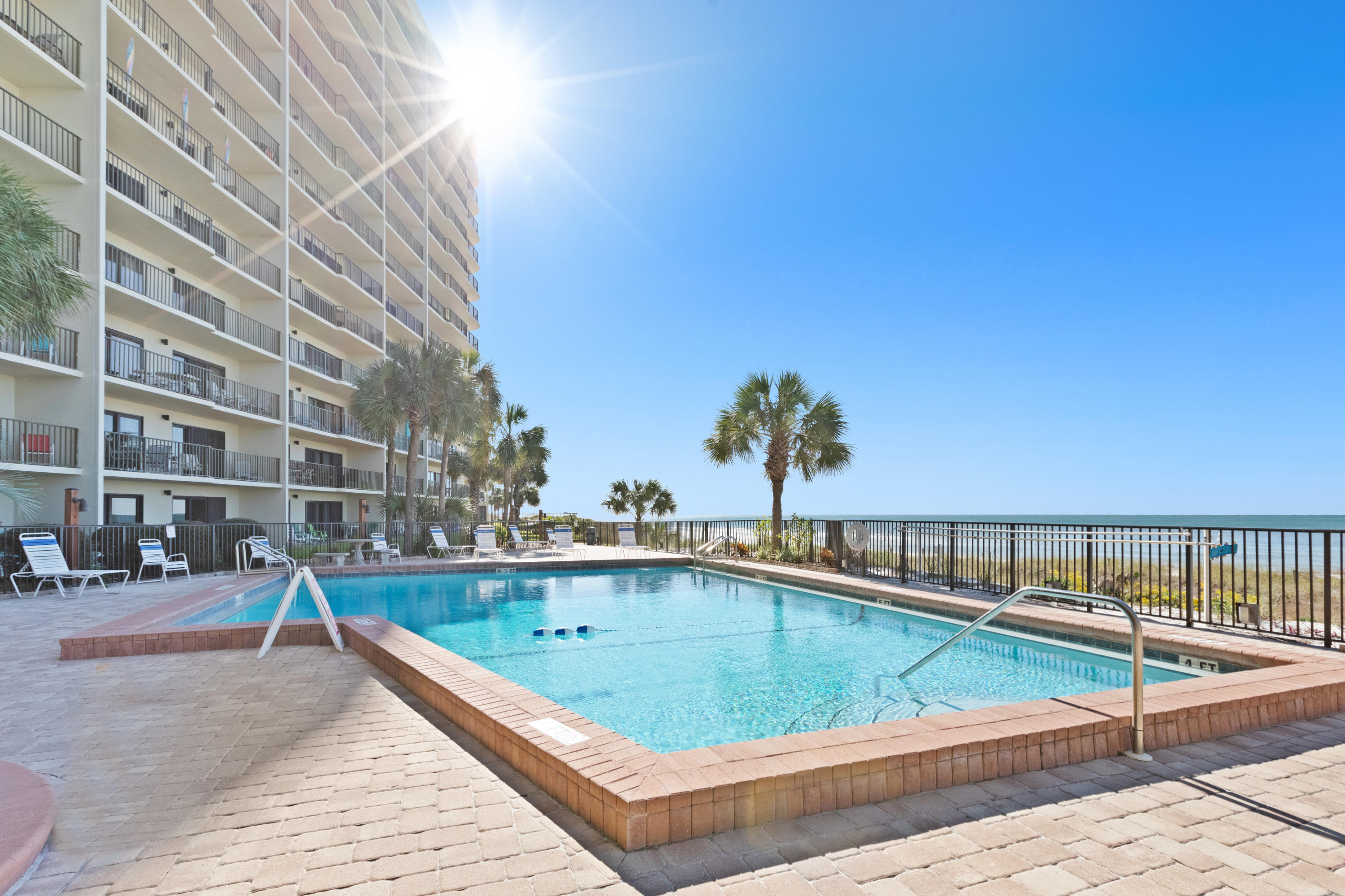 The Commodore - Residential