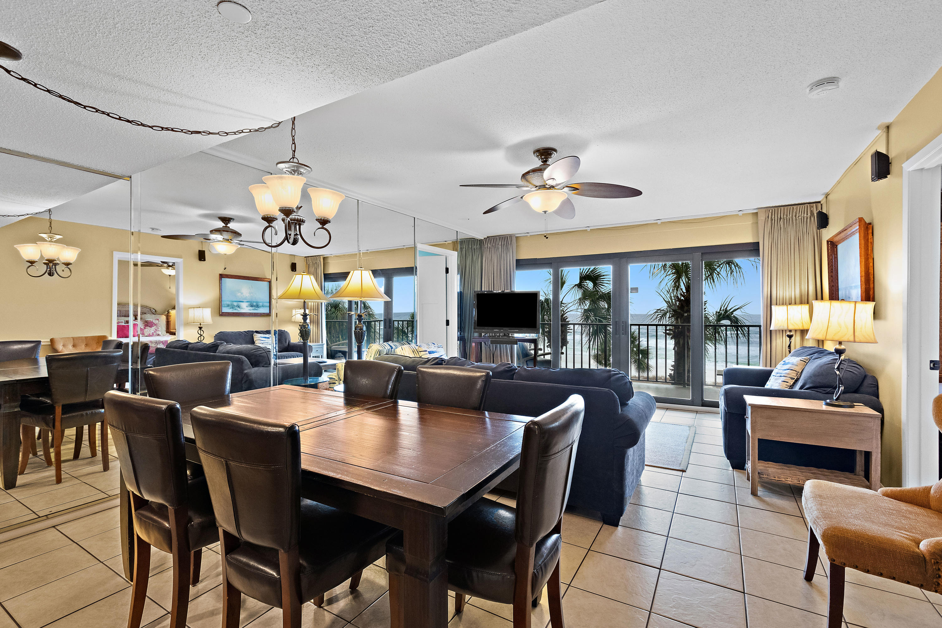 The Commodore - Residential