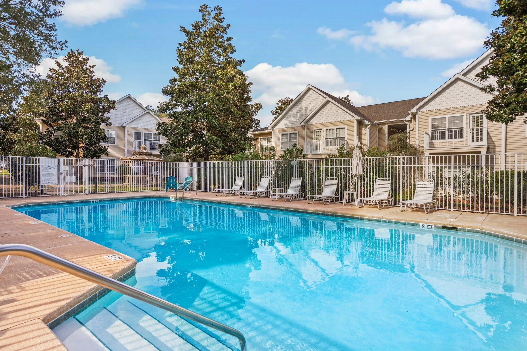 THE OAKS AT NICEVILLE - Residential Lease