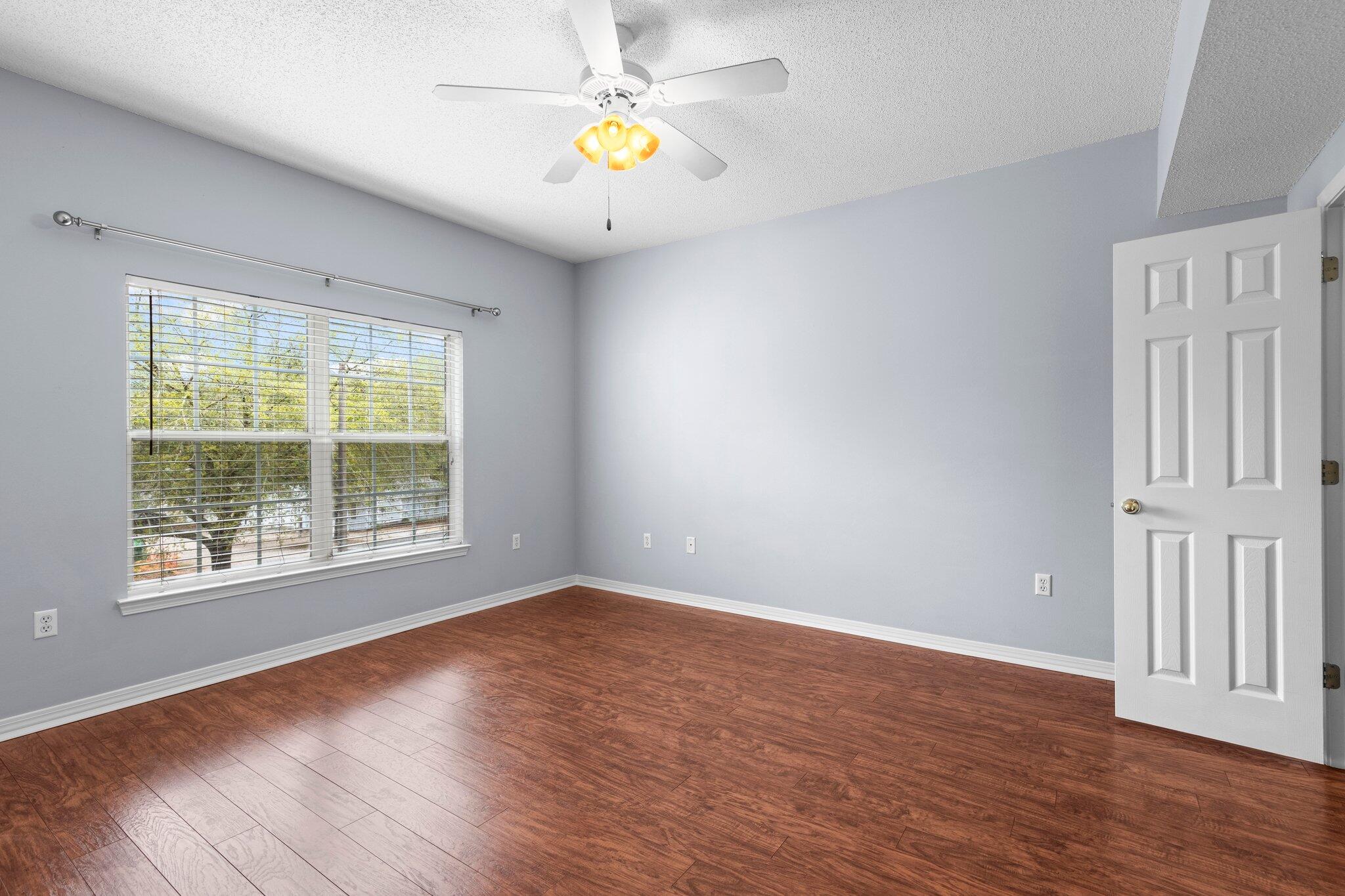 THE OAKS AT NICEVILLE - Residential Lease