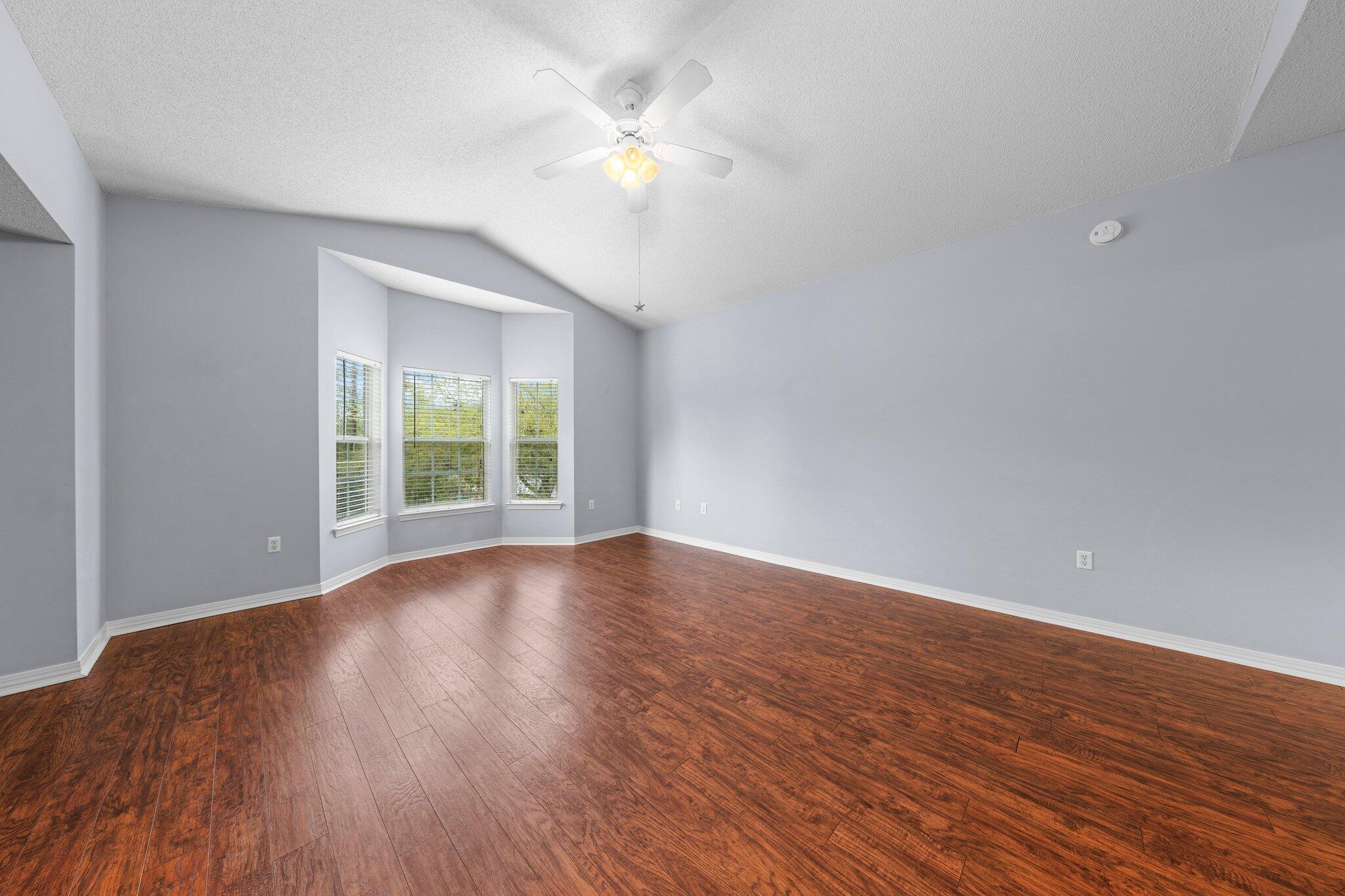 THE OAKS AT NICEVILLE - Residential Lease