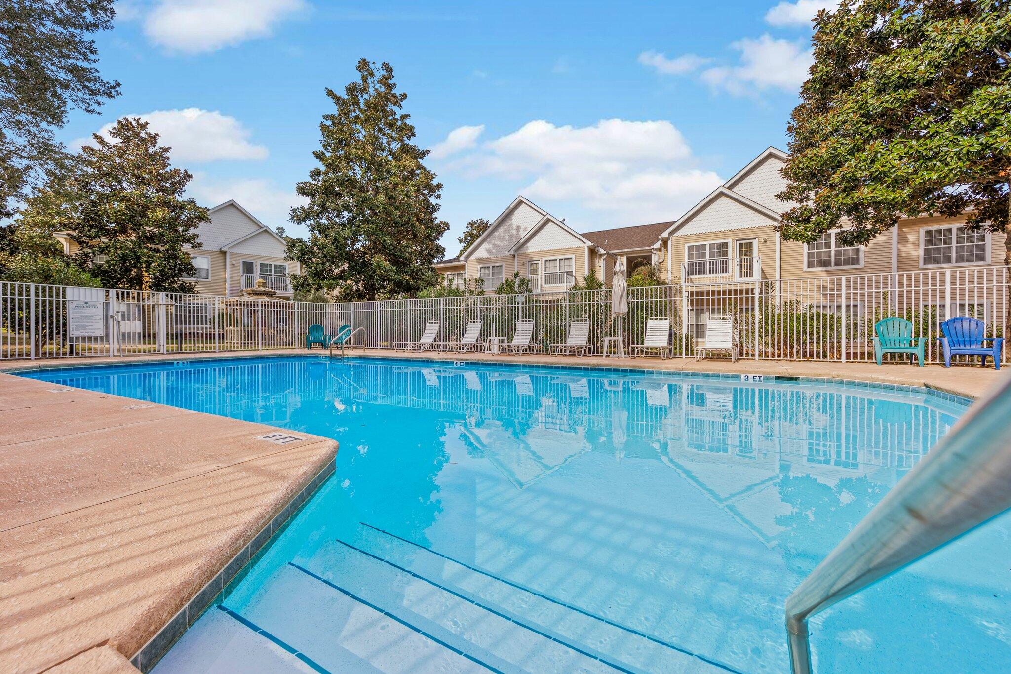 THE OAKS AT NICEVILLE - Residential Lease