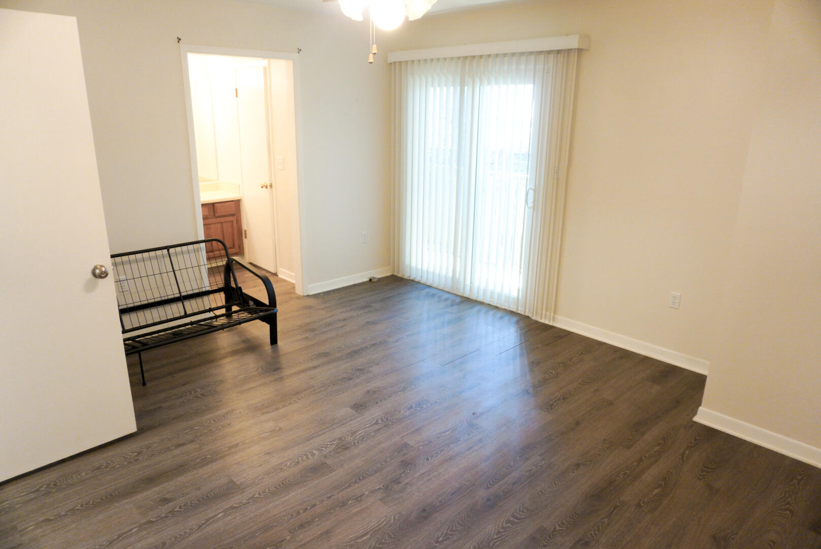 MARINA VIEW T/H AMEND - Residential Lease