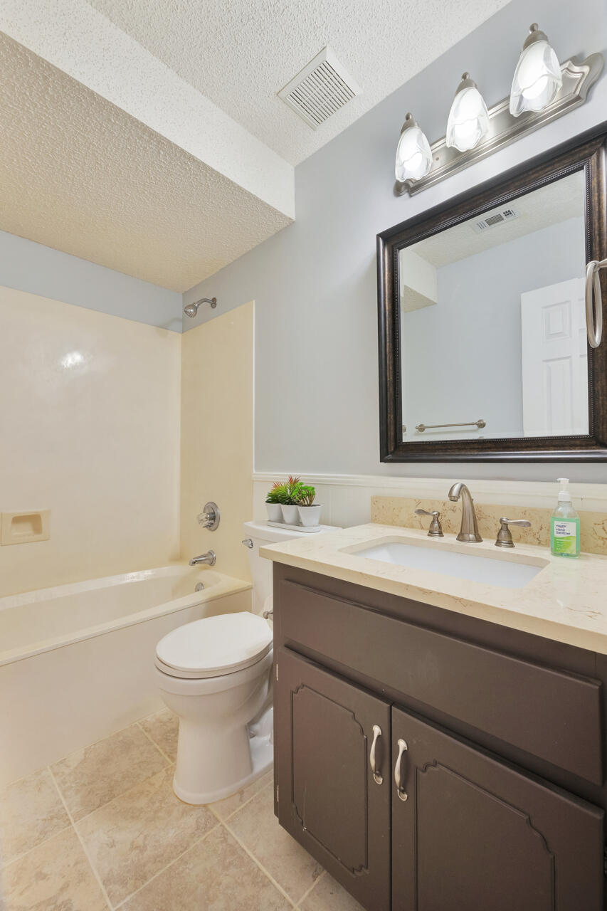 PINNACLE POINT - Residential