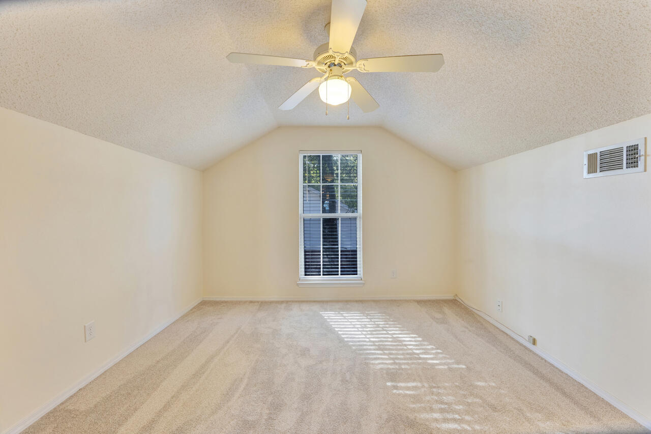 PINNACLE POINT - Residential