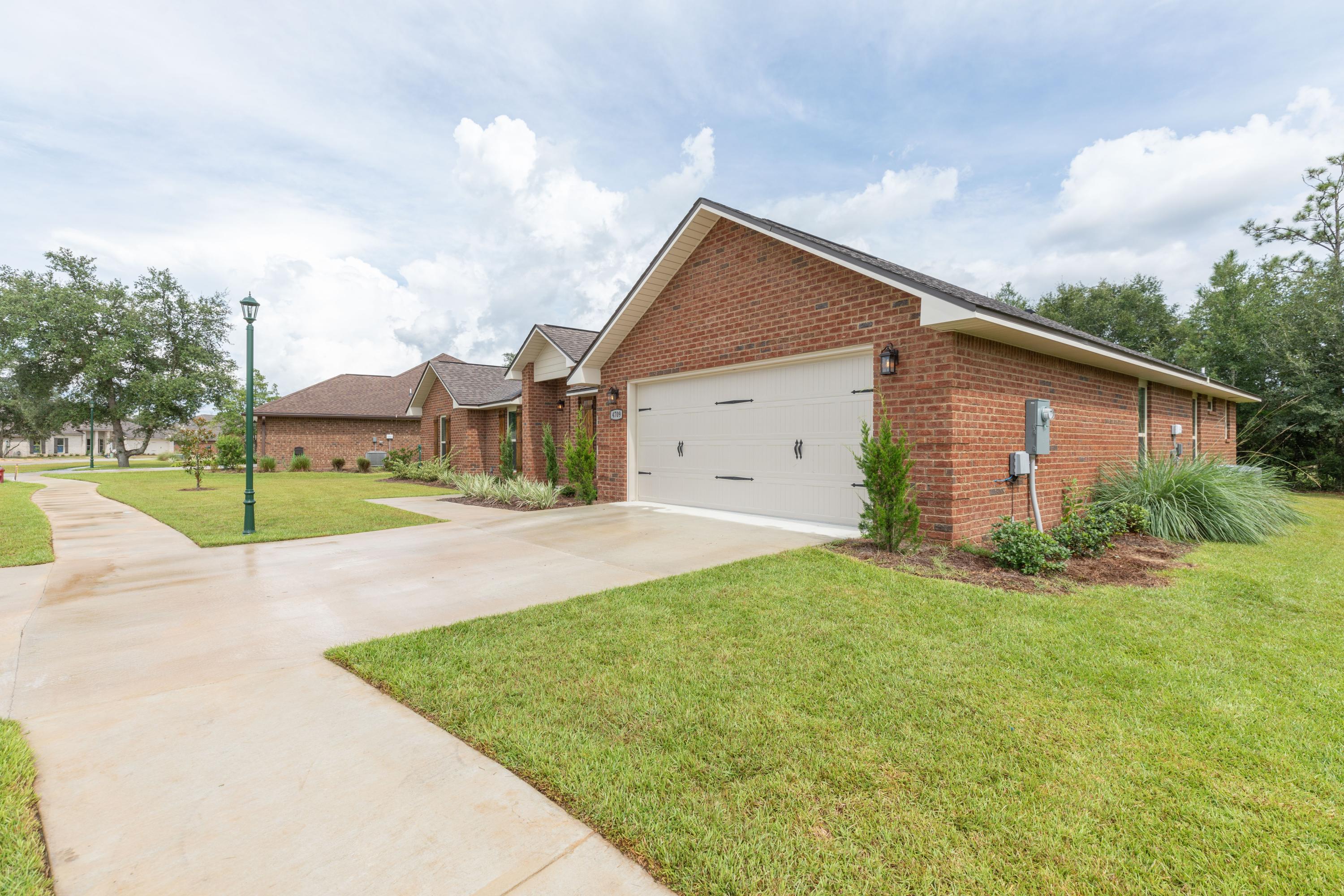 CHANAN ESTATES 1ST ADDN - Residential