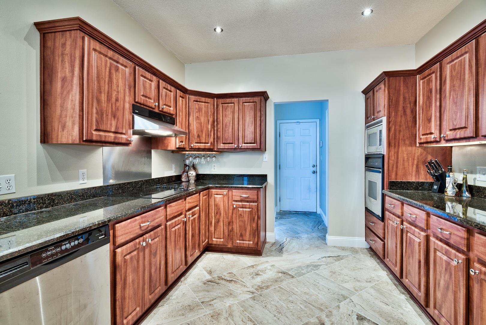 INDIAN TRAIL ESTATES - Residential