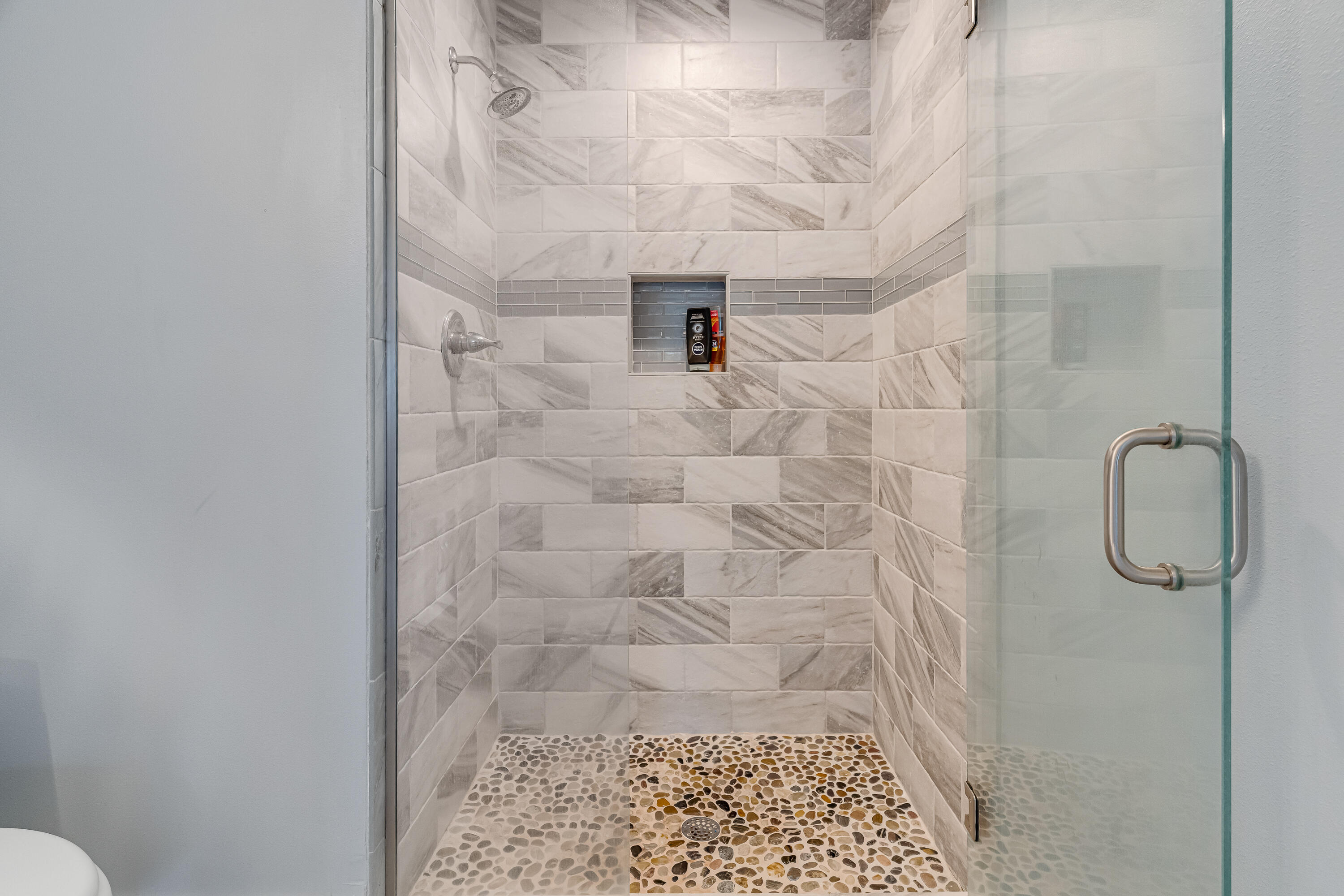 PINECREST - Residential