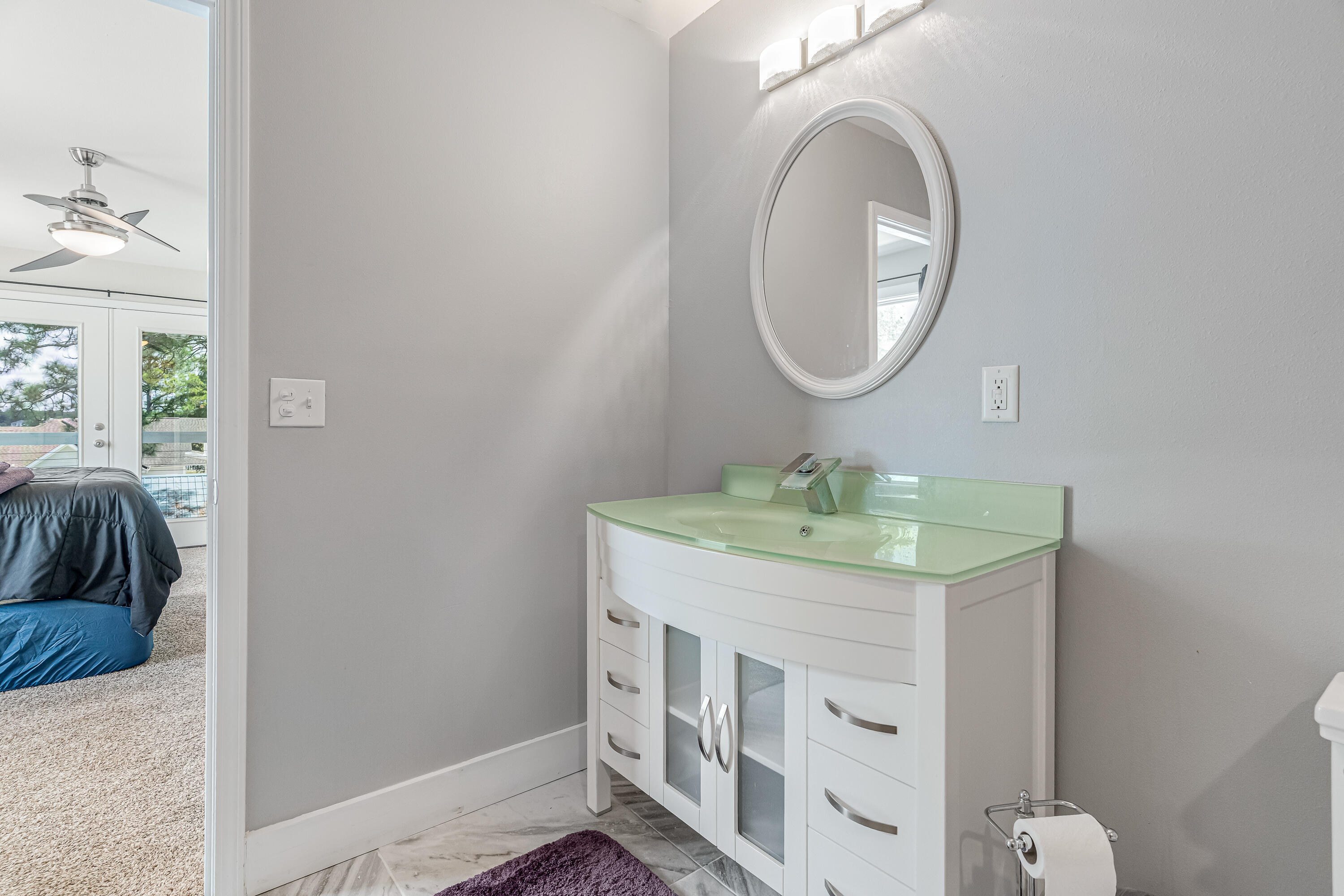 PINECREST - Residential